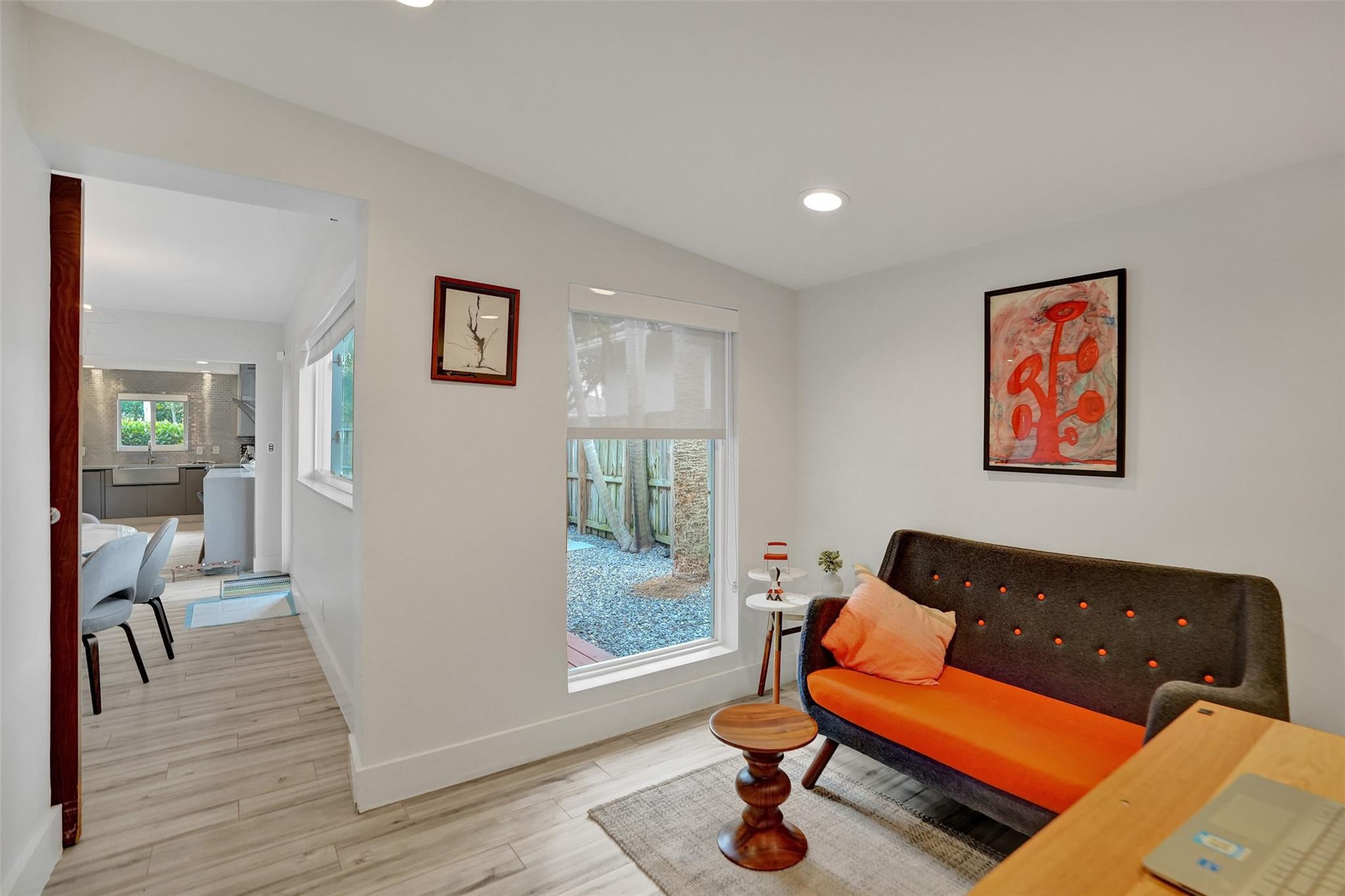 2111 N Ocean Boulevard