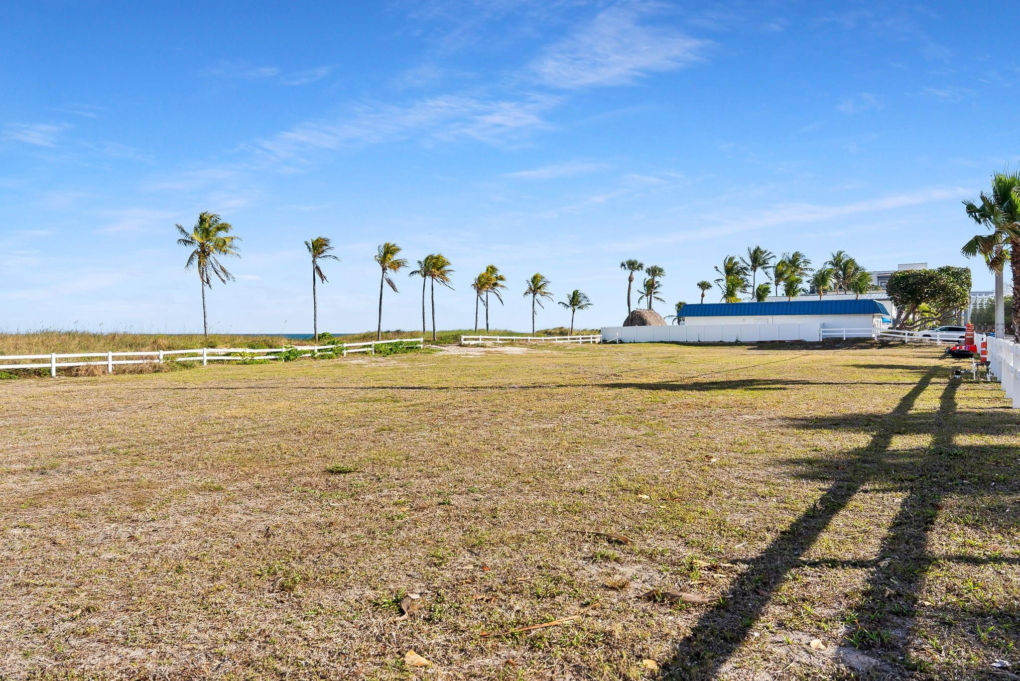 4546-4560 El Mar Drive, Lauderdale-By-The-Sea