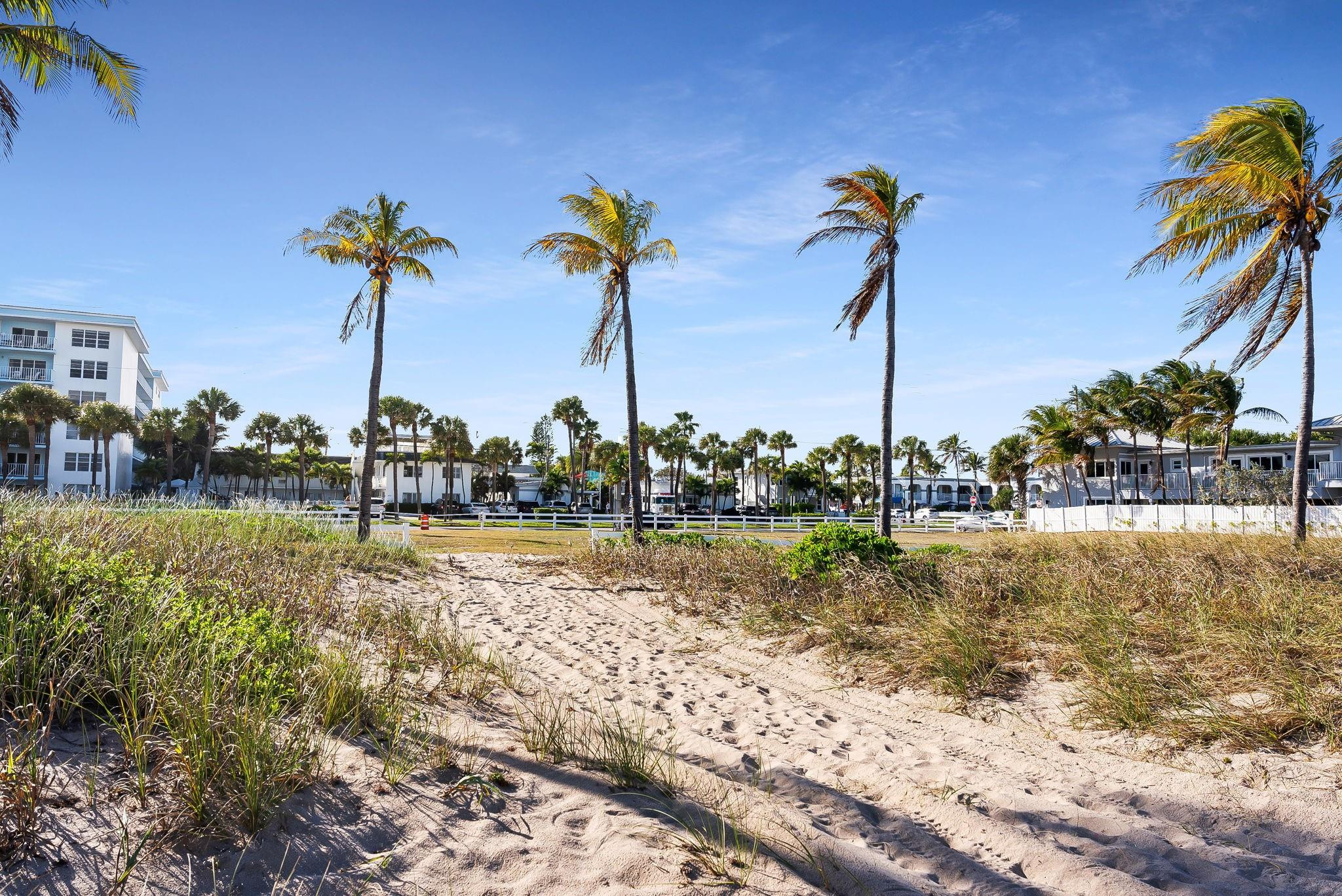 4546-4560 El Mar Drive, Lauderdale-By-The-Sea