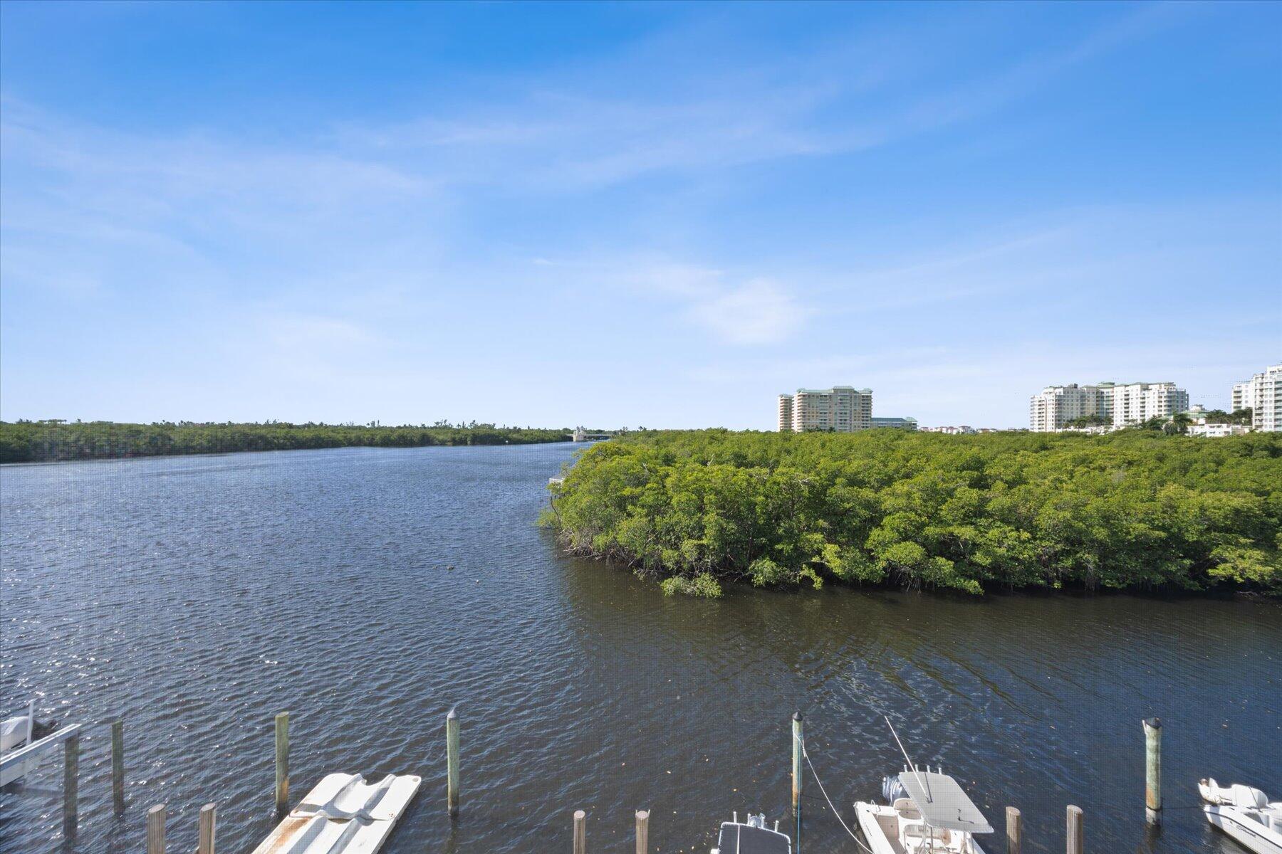 689 NE 6th Court 401