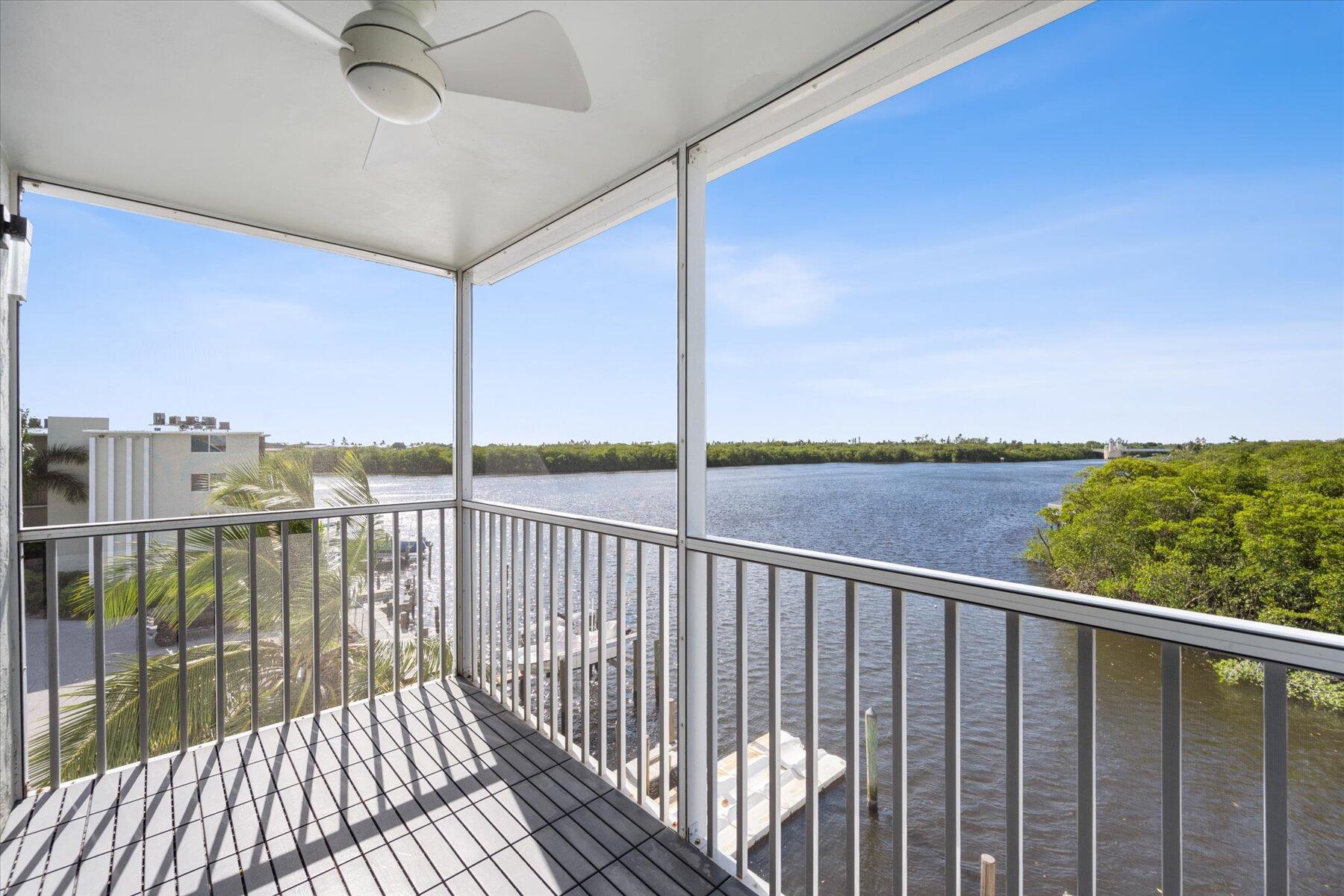 689 NE 6th Court 401