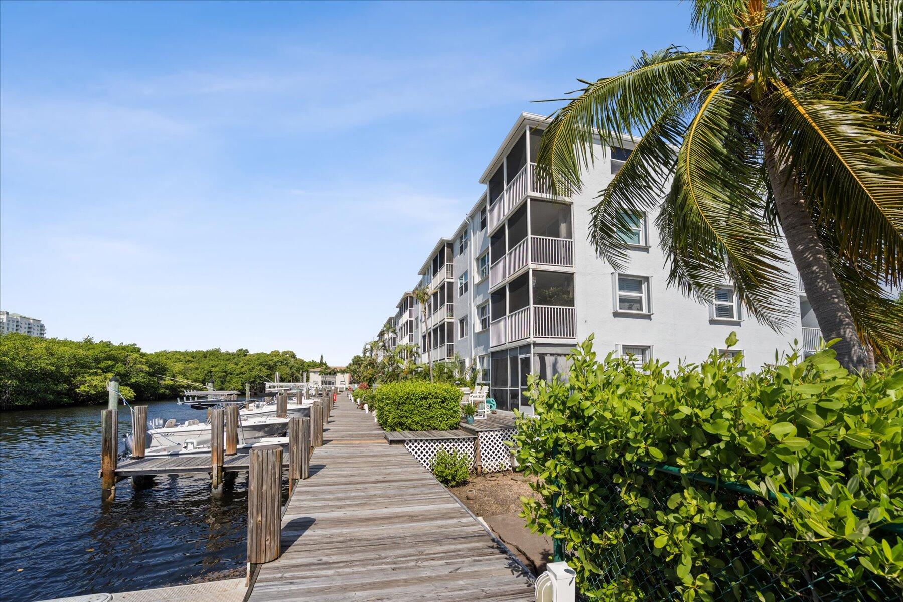 689 NE 6th Court 401