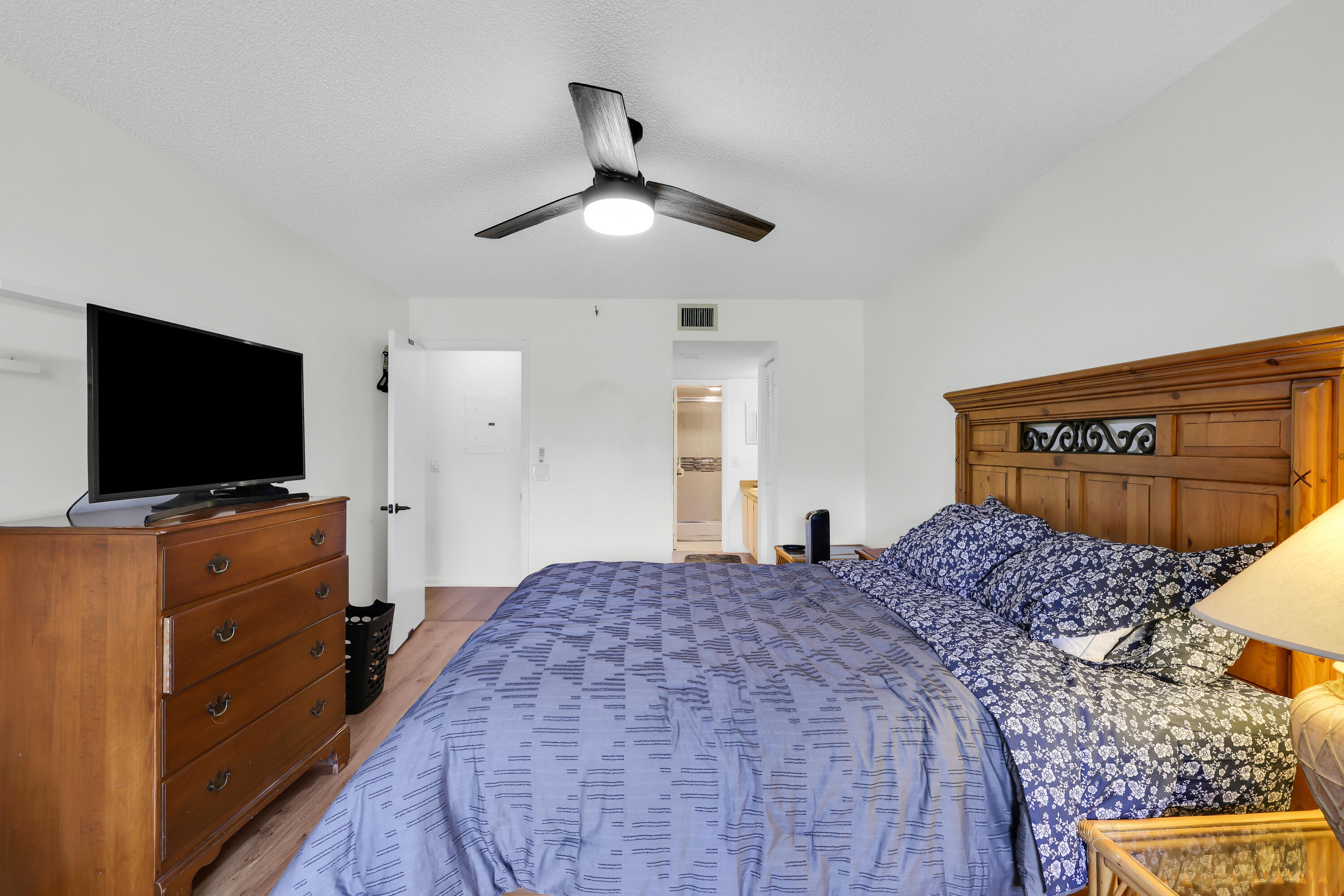 7831 Willow Spring Drive 515