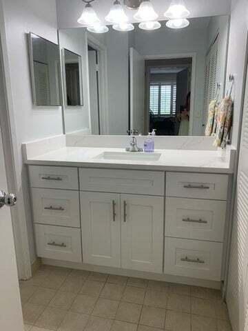 157 Yacht Club Way 303