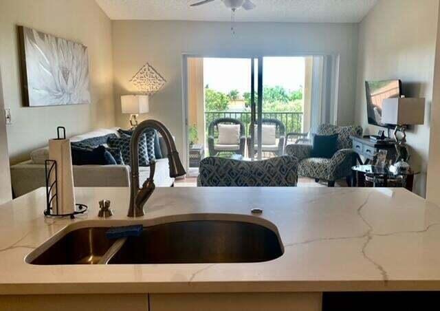 157 Yacht Club Way 303