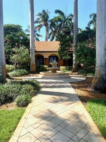 157 Yacht Club Way 303
