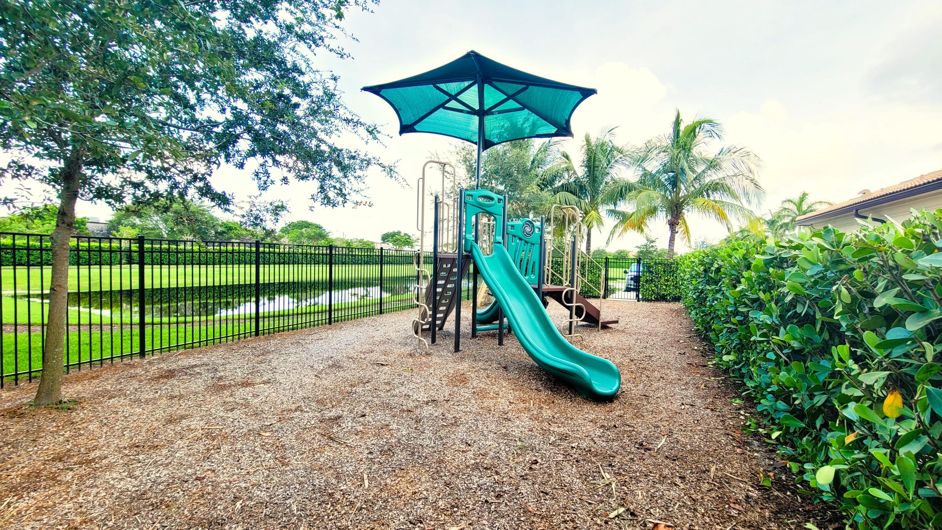 2784 Troubadour Street