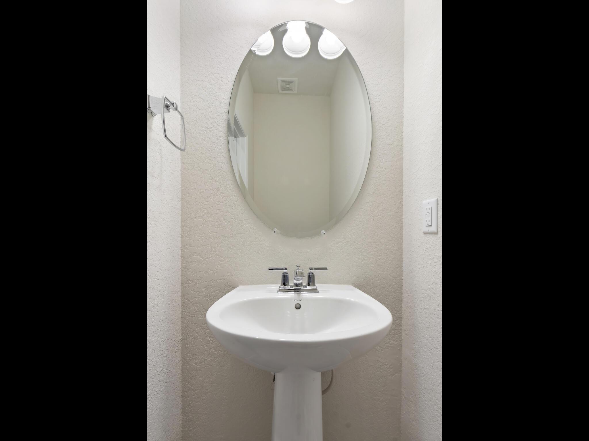 2784 Troubadour Street