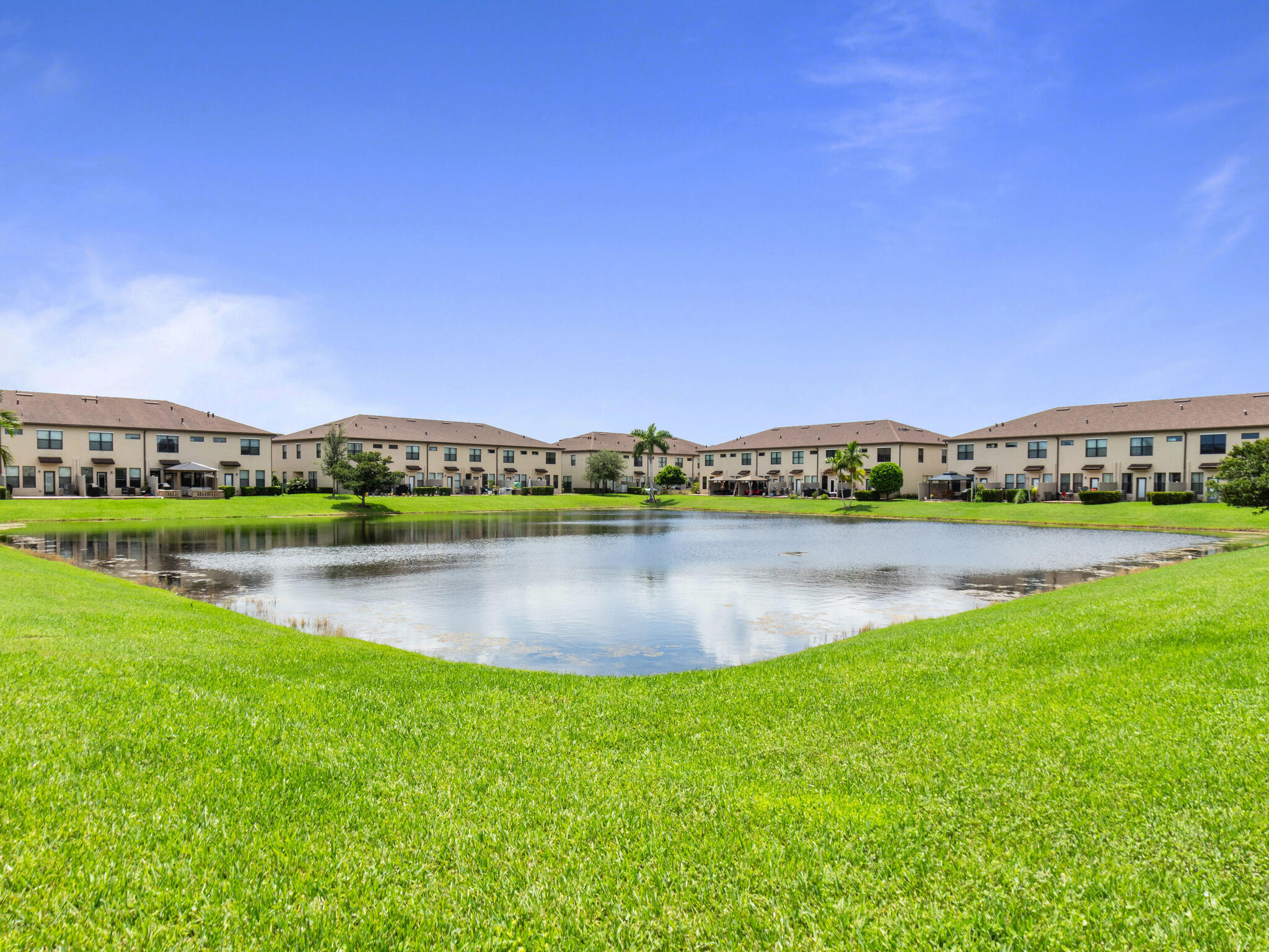 2784 Troubadour Street