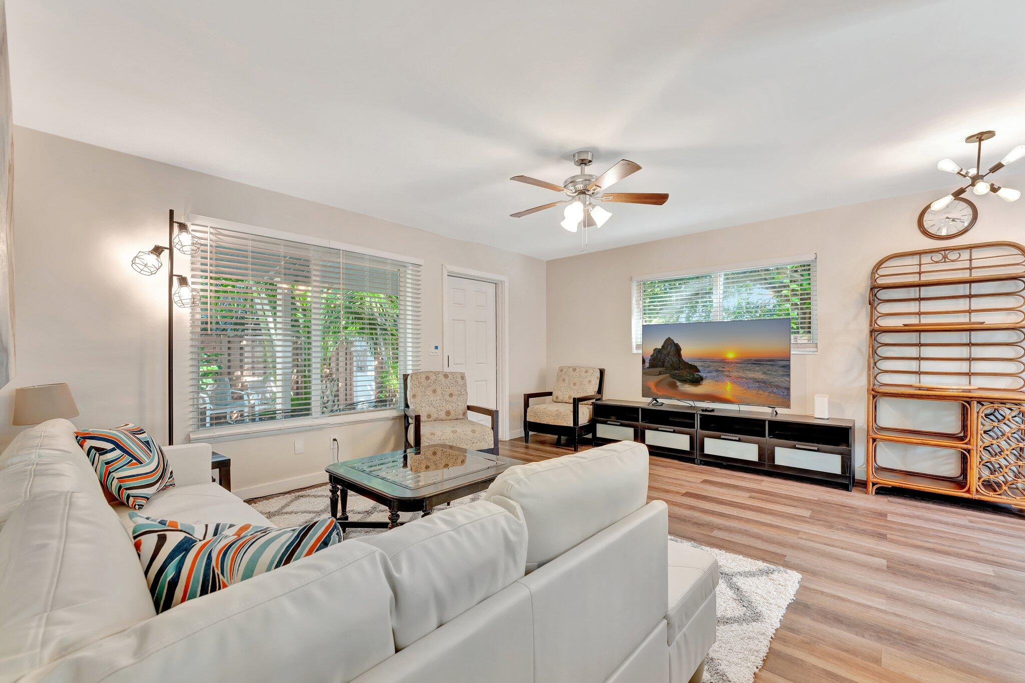 3208 Marine Drive 3