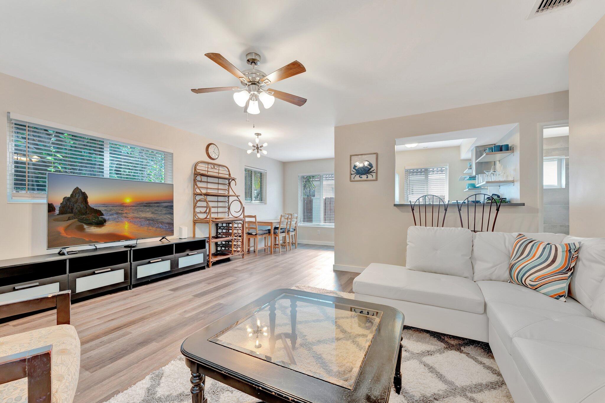 3208 Marine Drive 3