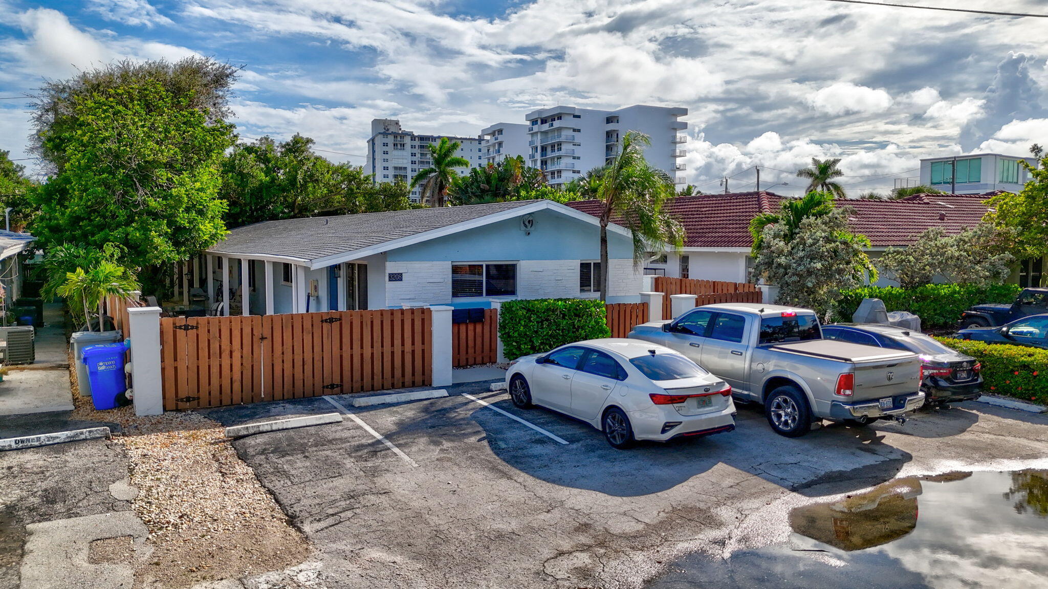 3208 Marine Drive 3