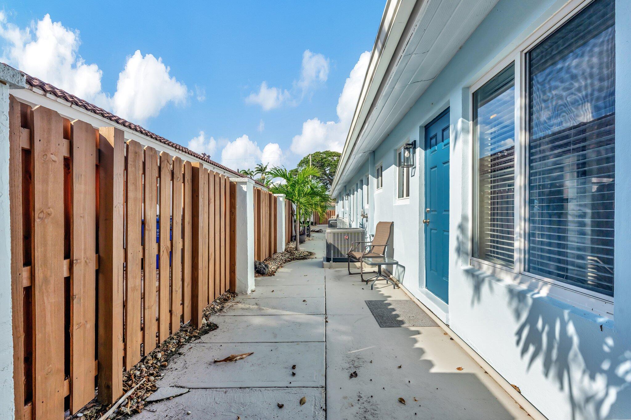 3208 Marine Drive 3