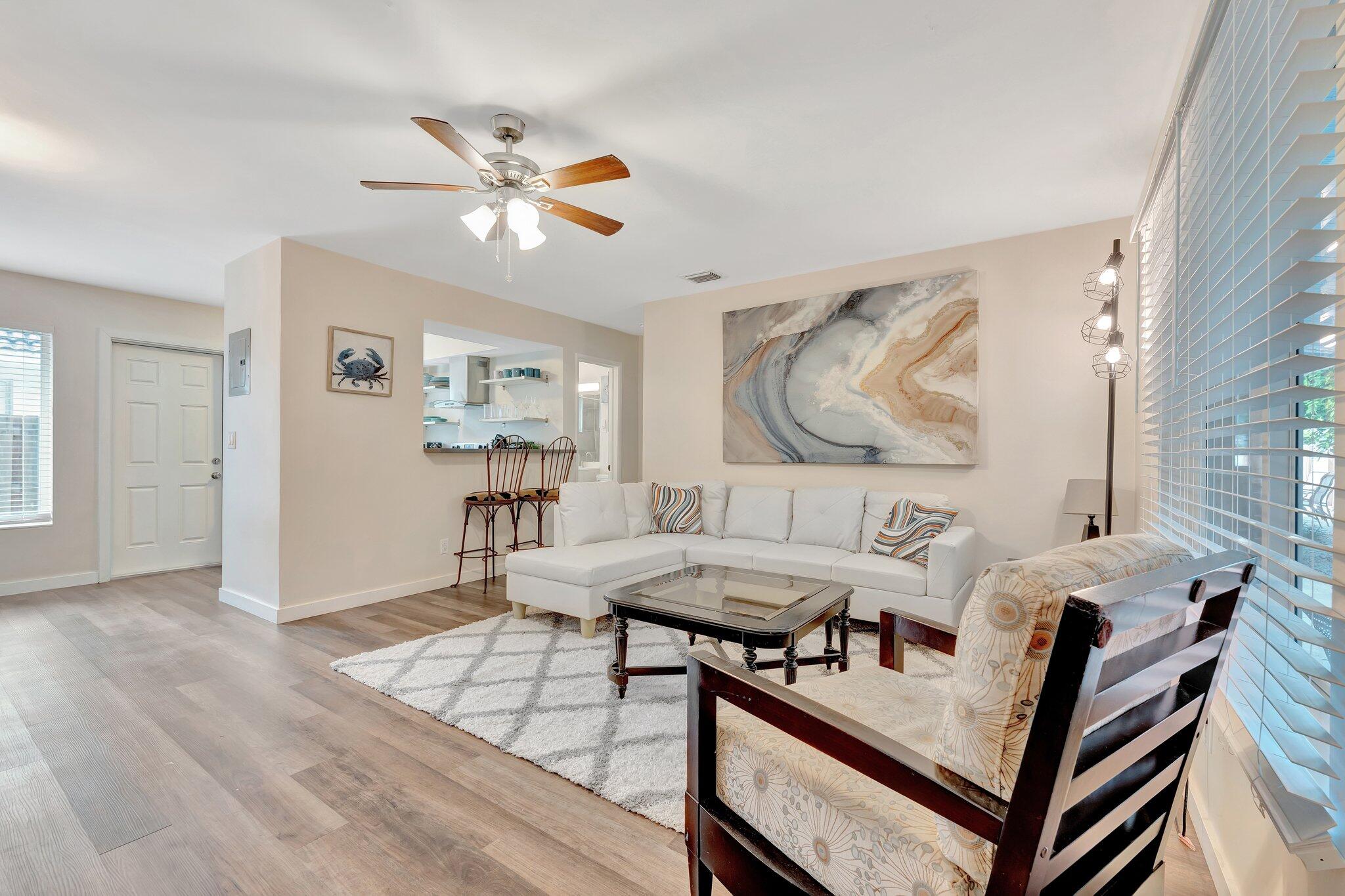 3208 Marine Drive 3