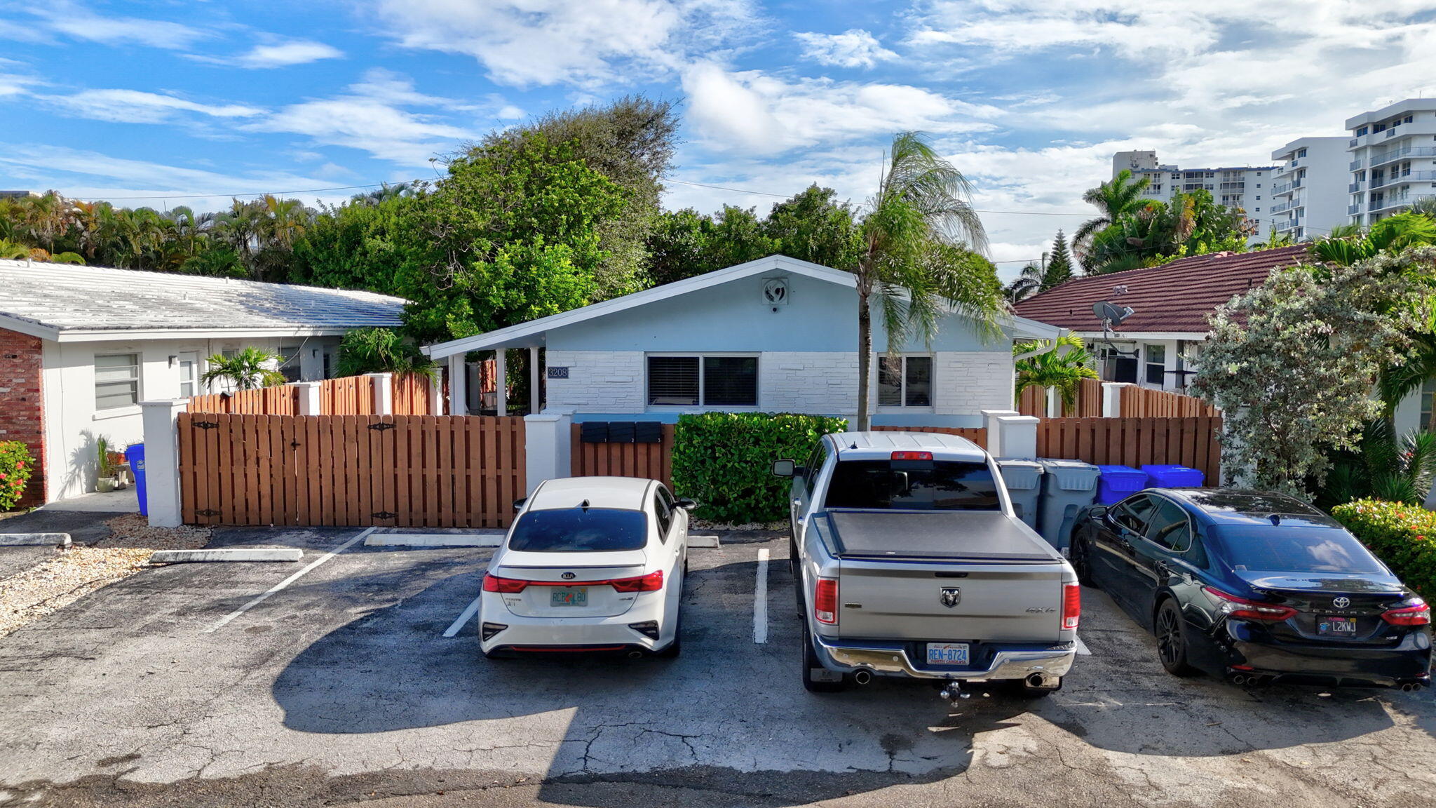 3208 Marine Drive 3