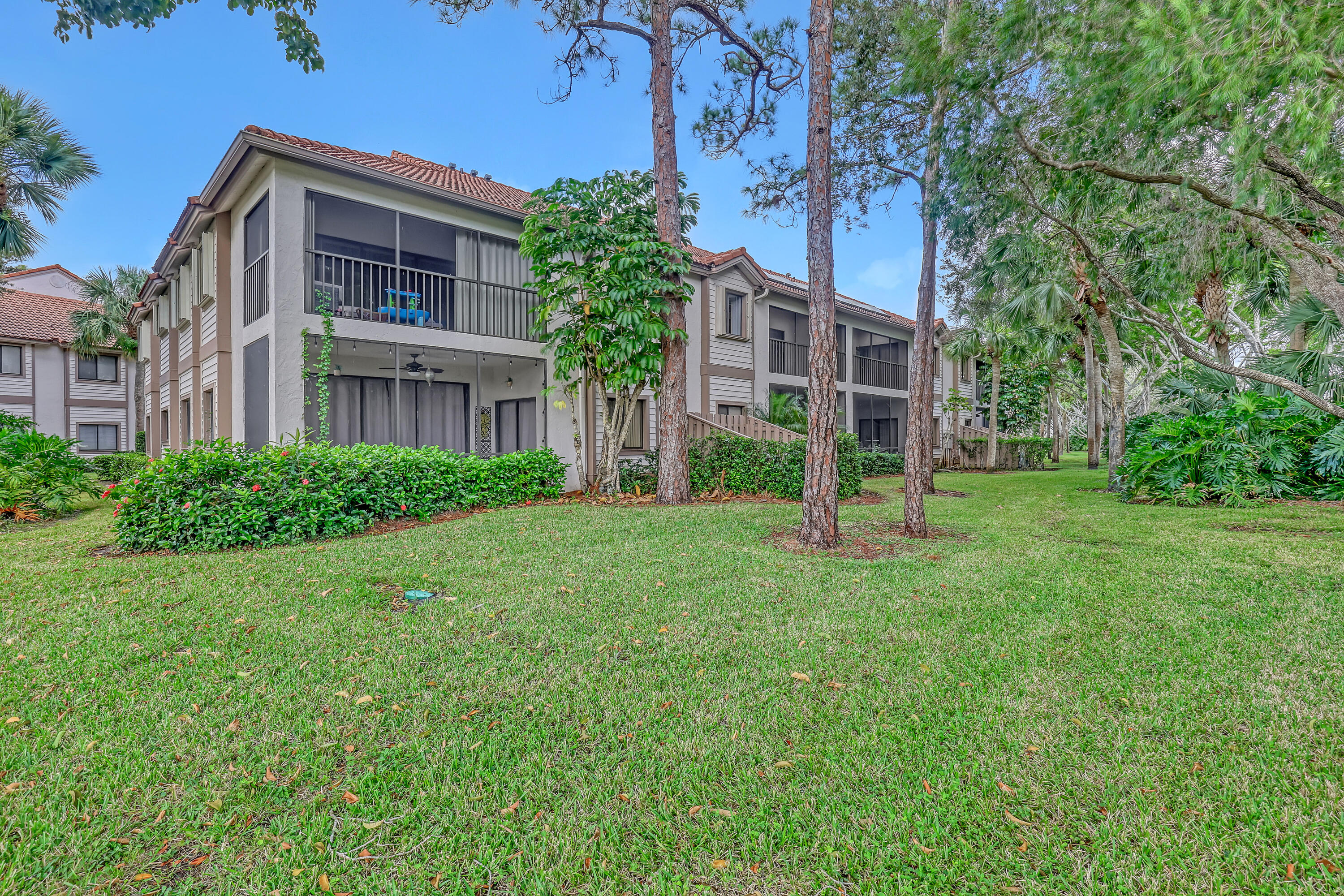 1143 Duncan Circle 203