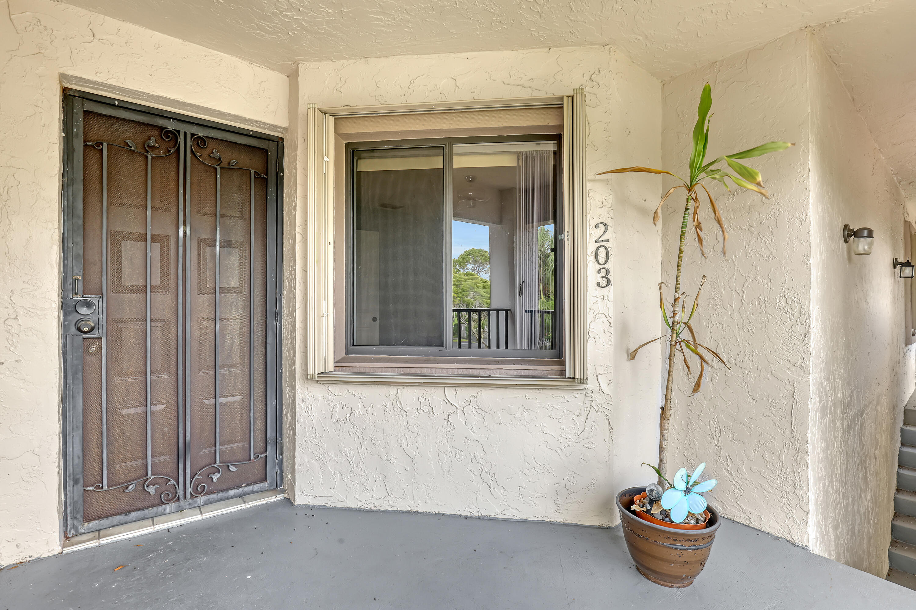 1143 Duncan Circle 203