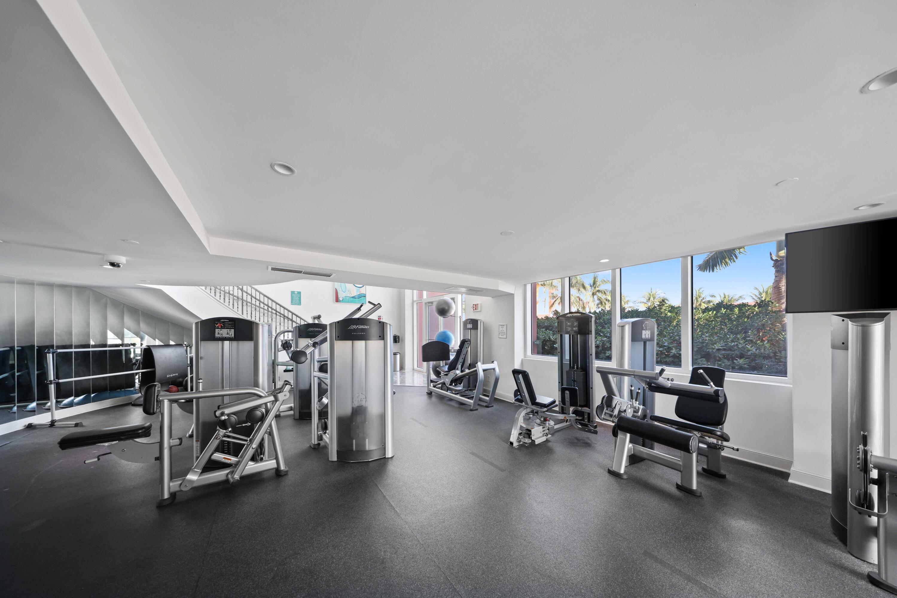 2110 N Ocean Boulevard 7b