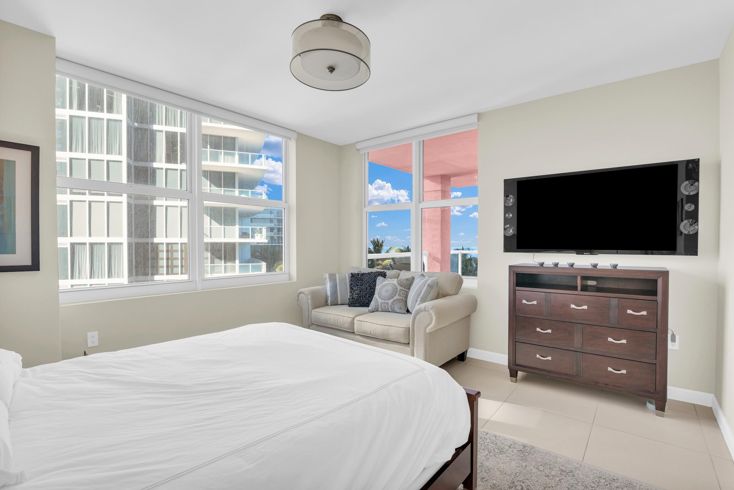 2110 N Ocean Boulevard 7b