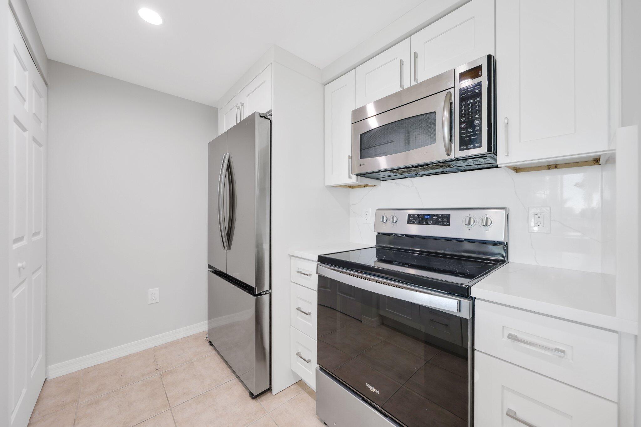 625 Casa Loma Boulevard 408