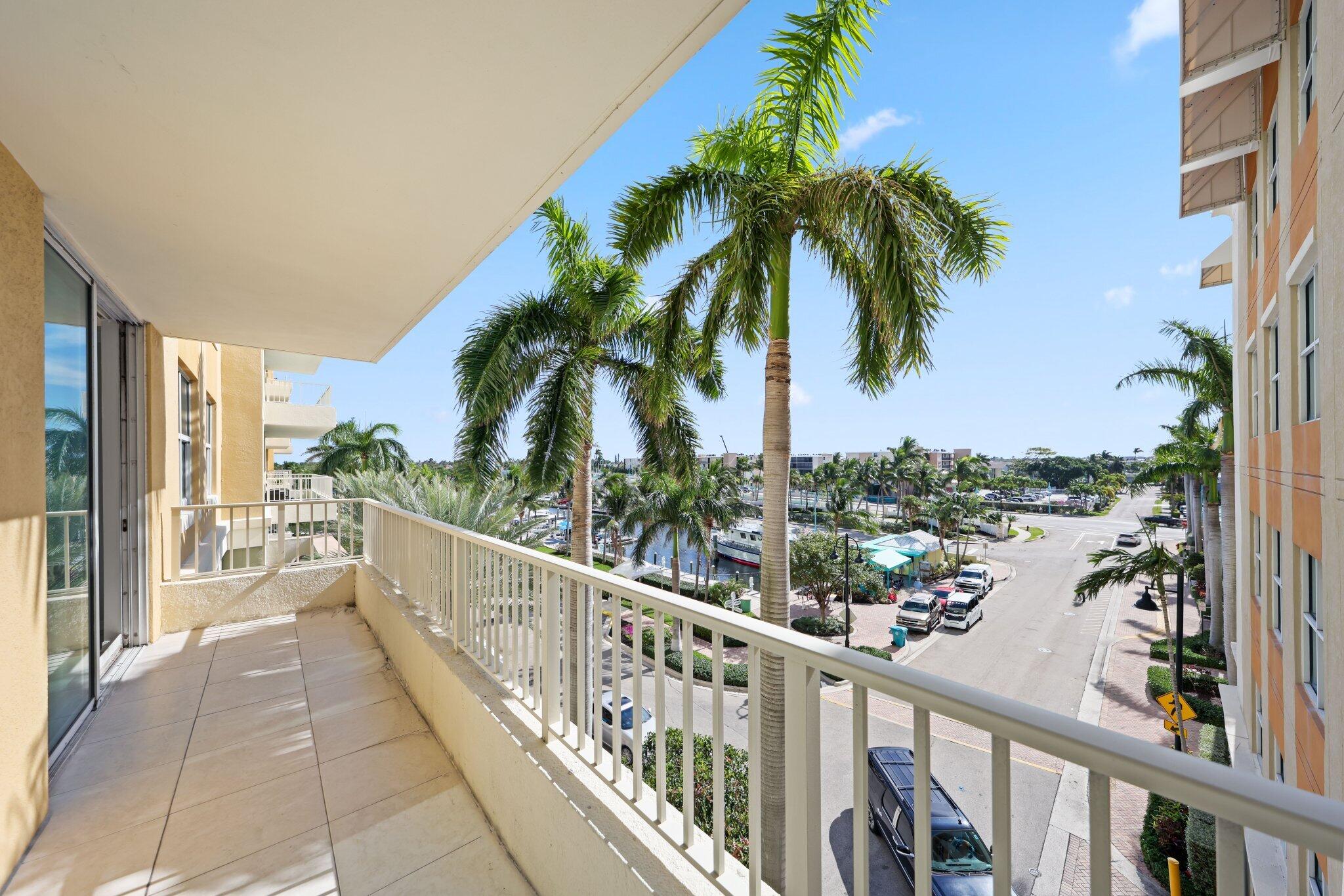 625 Casa Loma Boulevard 408