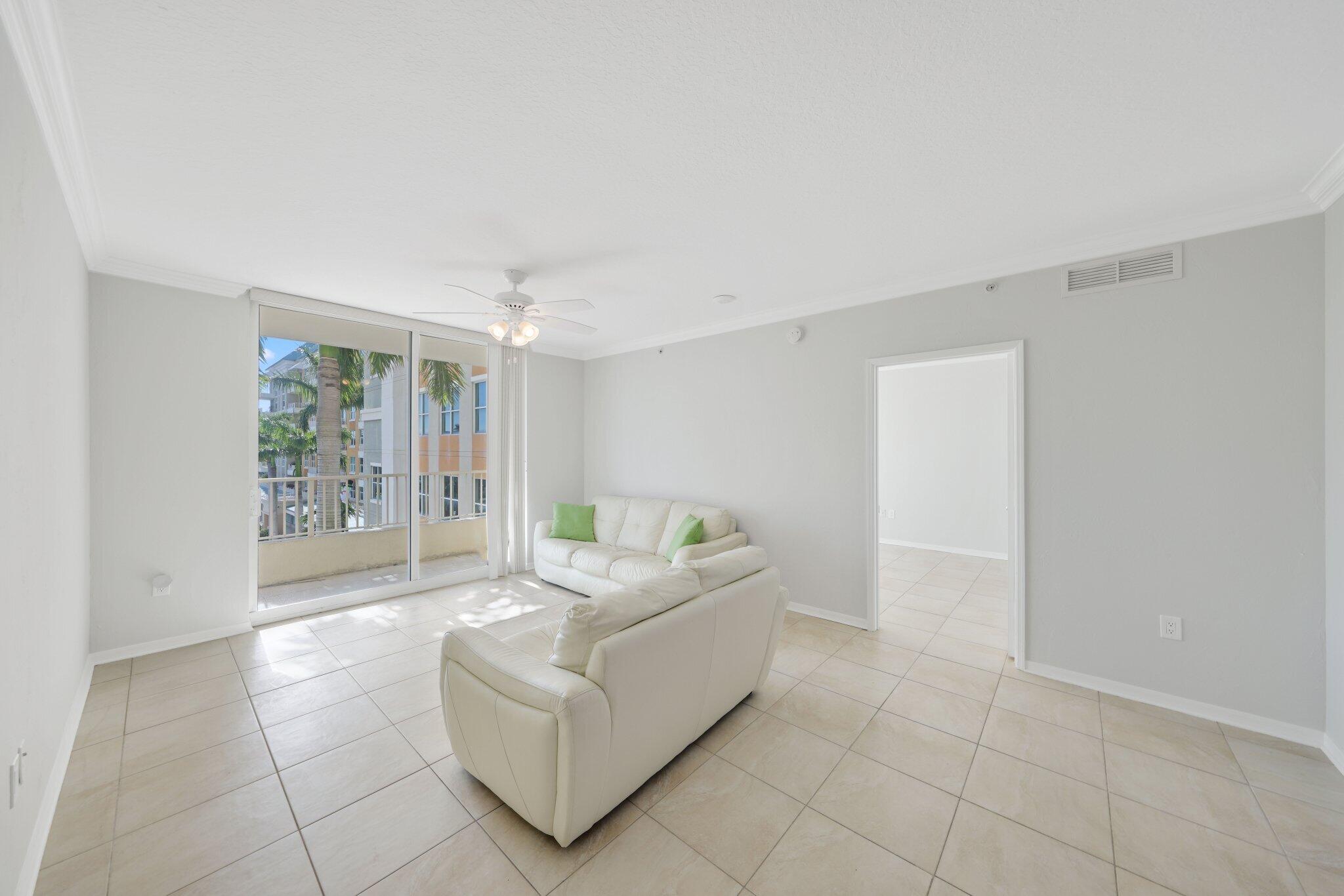 625 Casa Loma Boulevard 408