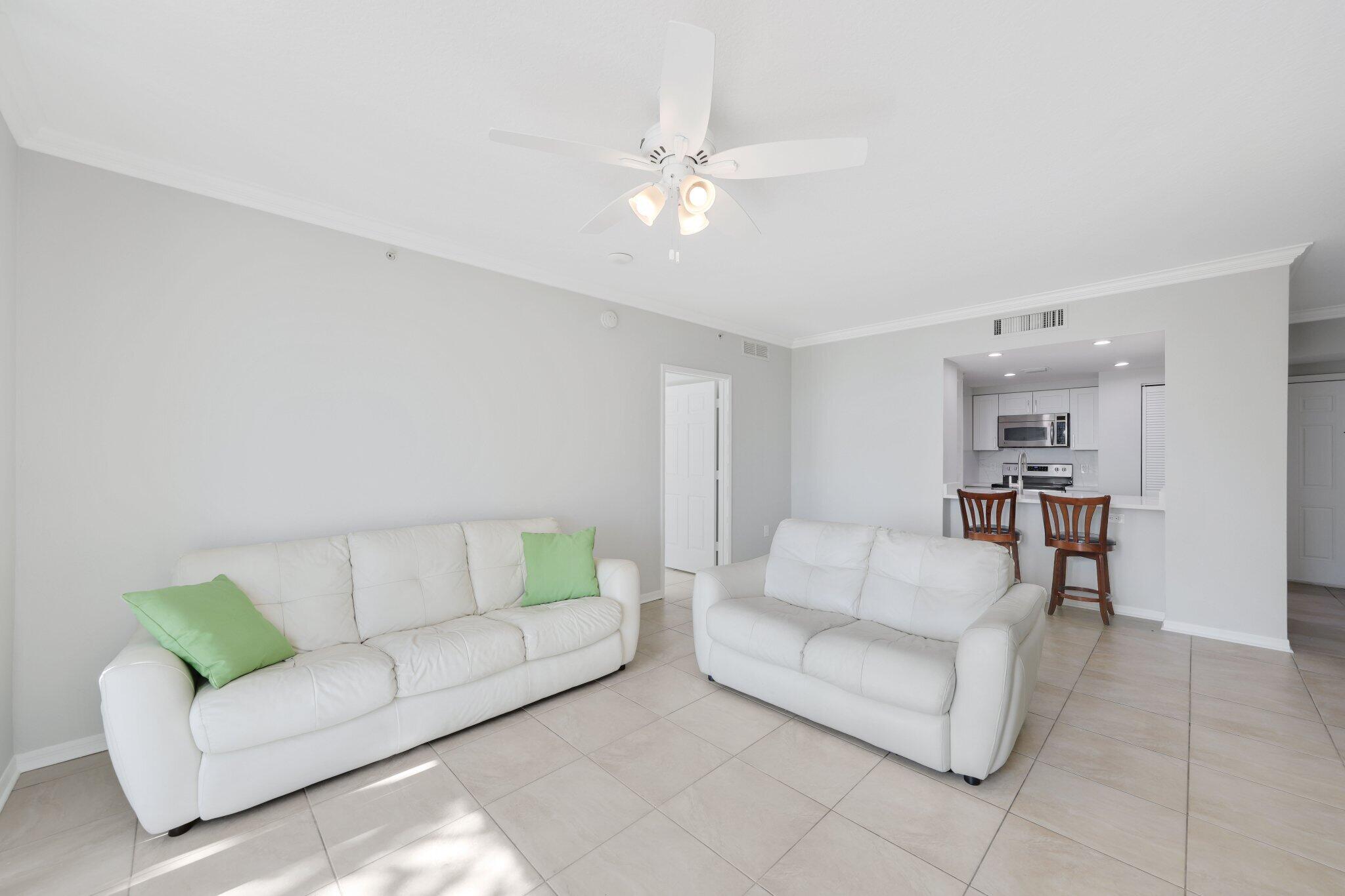 625 Casa Loma Boulevard 408