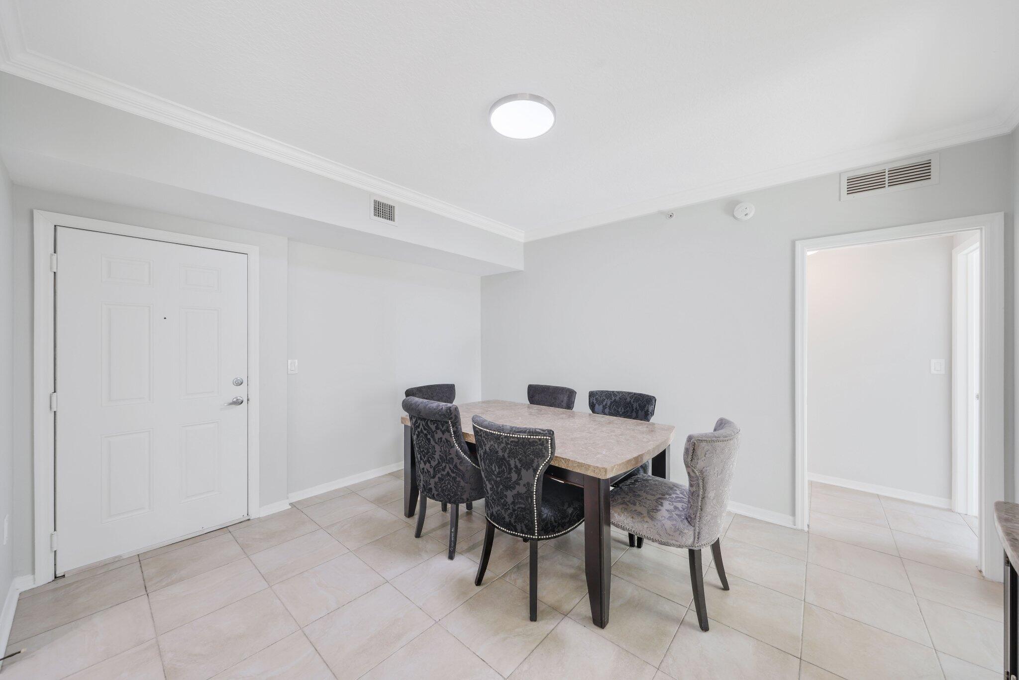 625 Casa Loma Boulevard 408