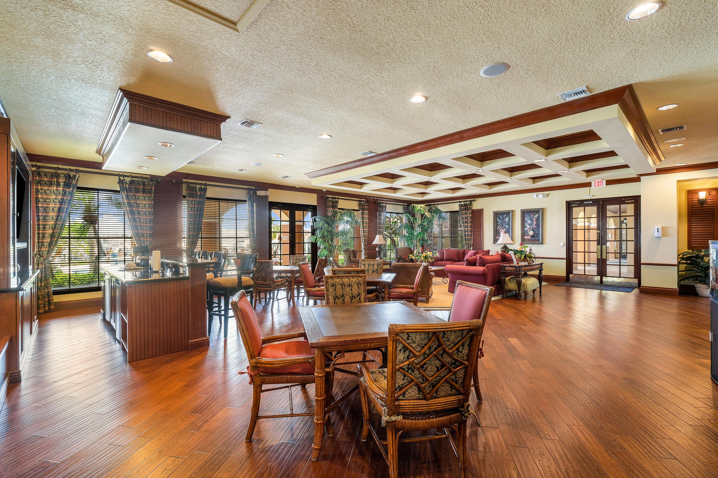 135 Yacht Club Way 309
