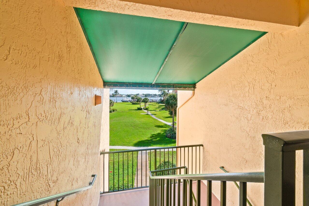 135 Yacht Club Way 309