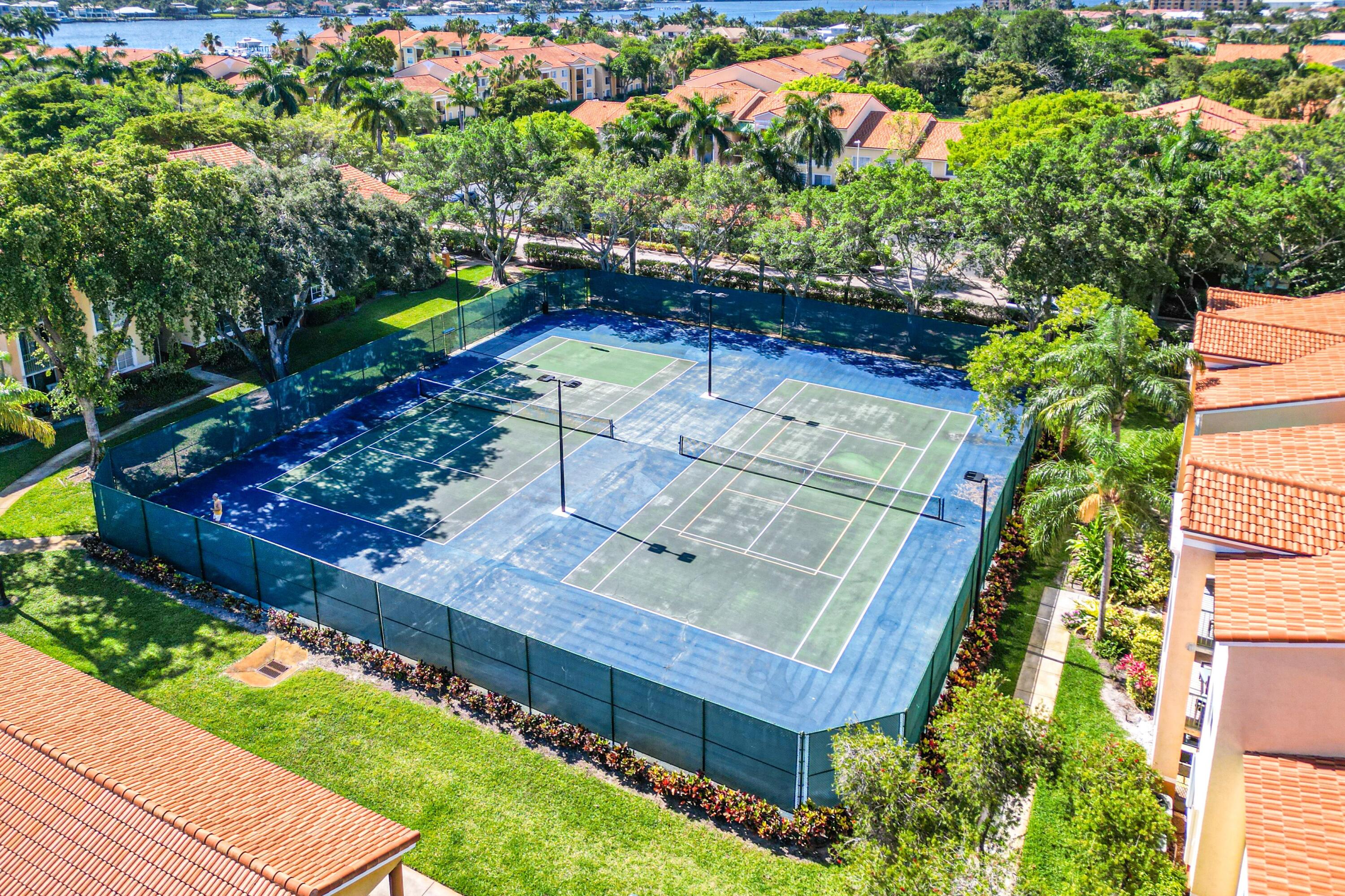 135 Yacht Club Way 309