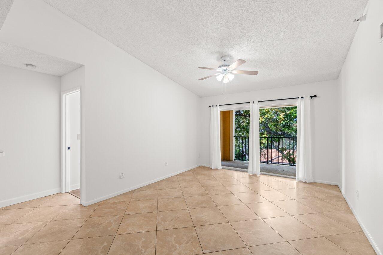 135 Yacht Club Way 309
