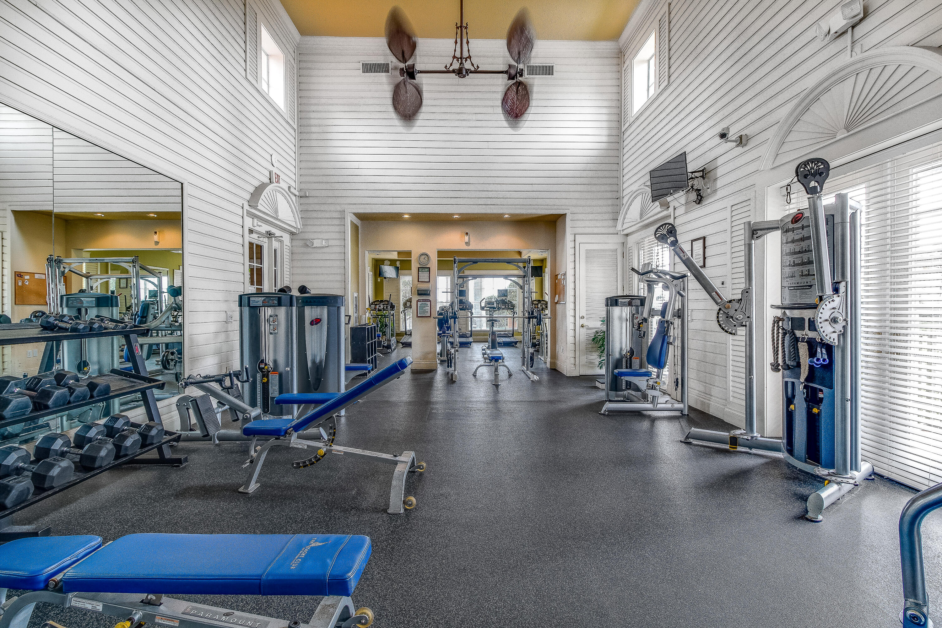 135 Yacht Club Way 309