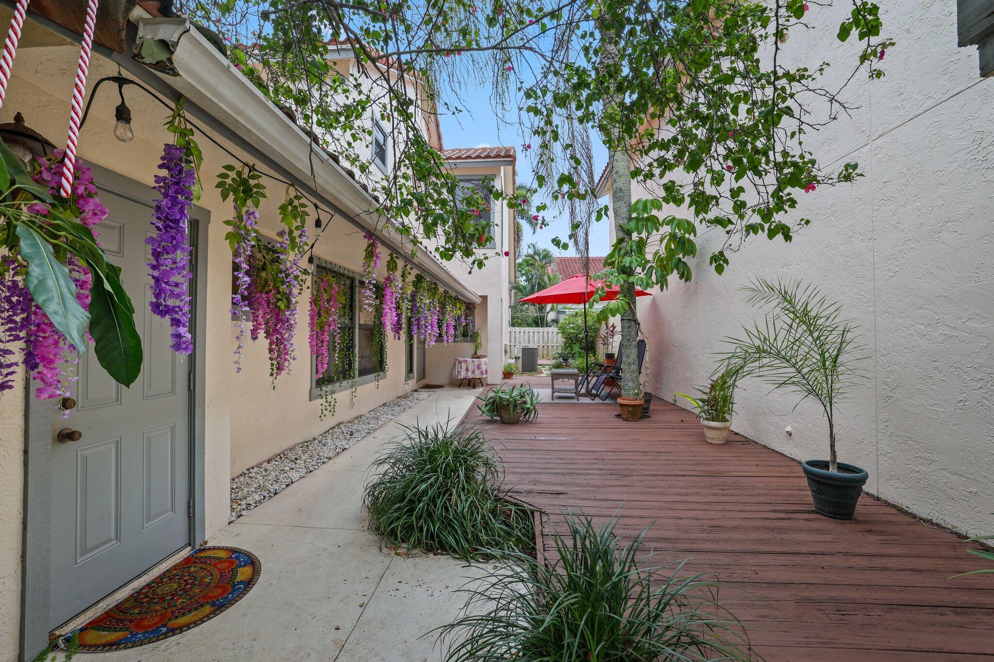 5518 Croydon Court
