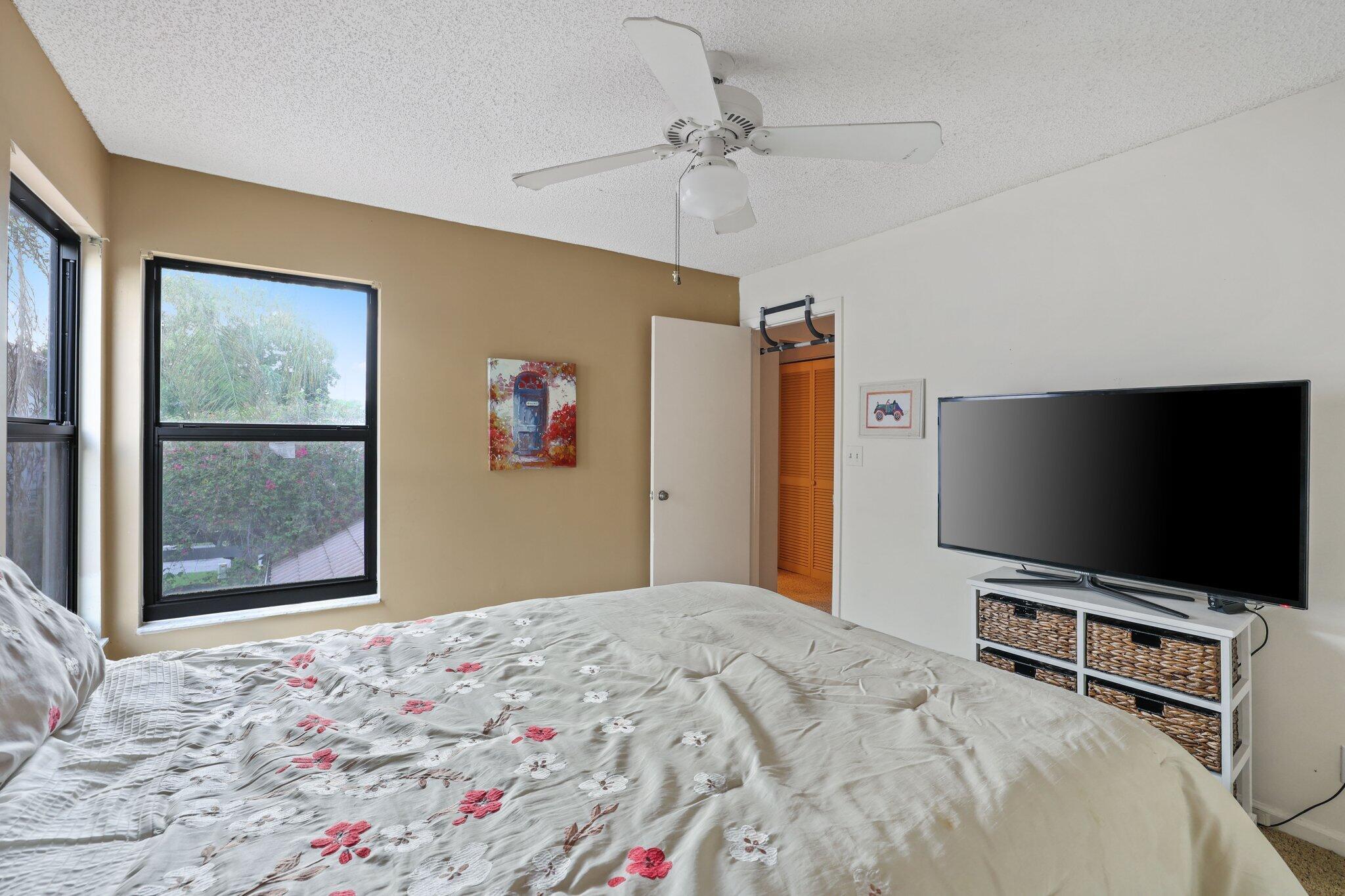 5518 Croydon Court