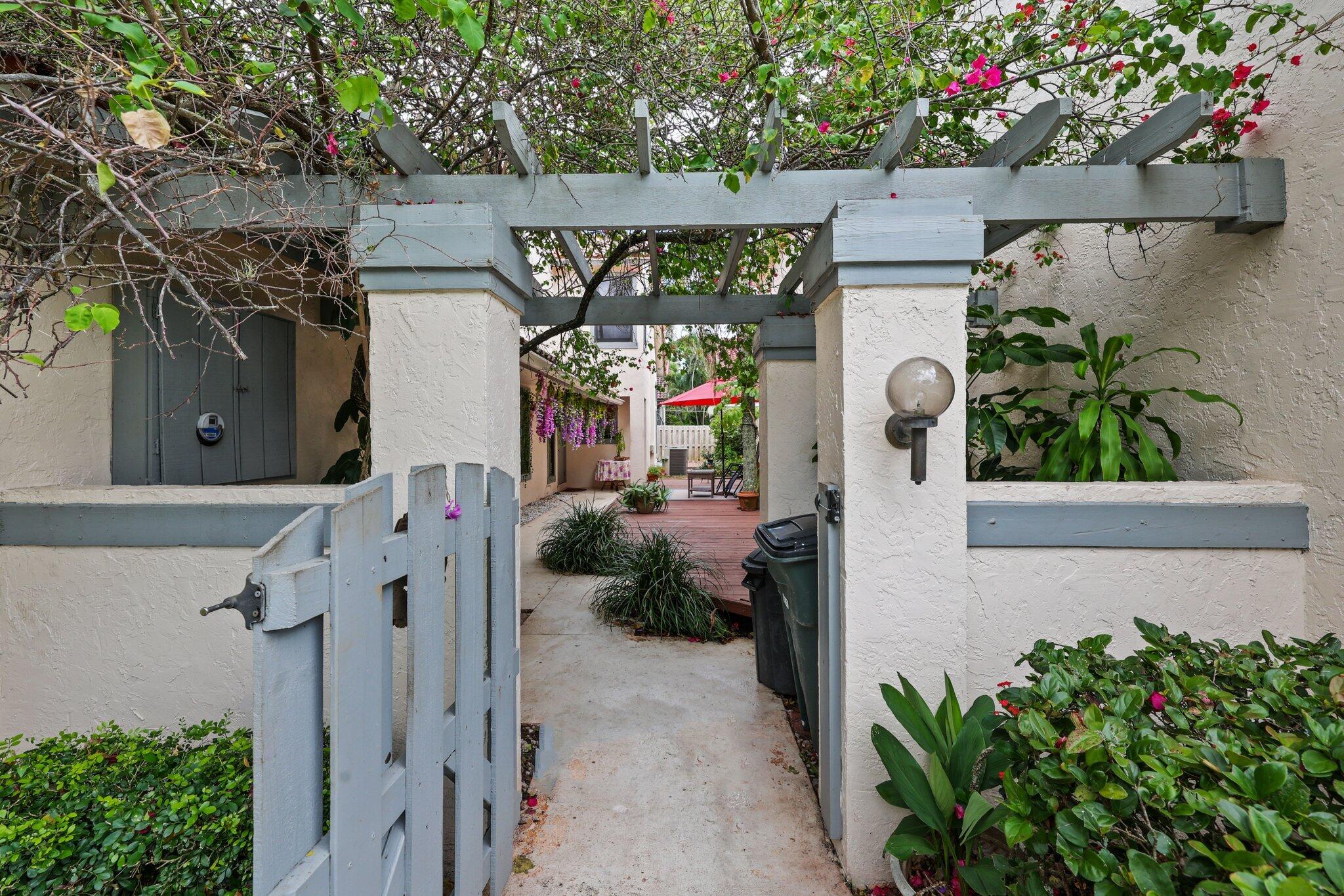 5518 Croydon Court