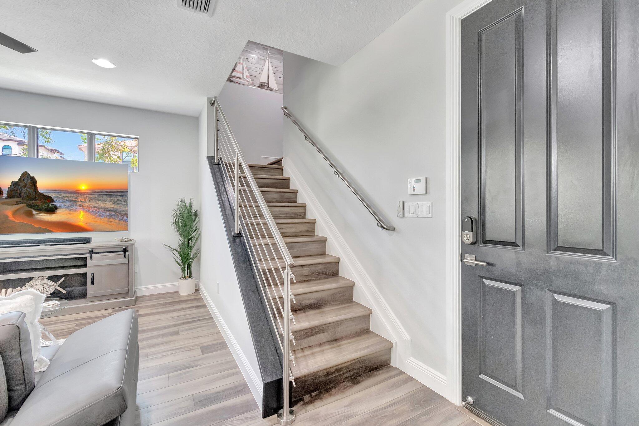 623 Windward Circle S