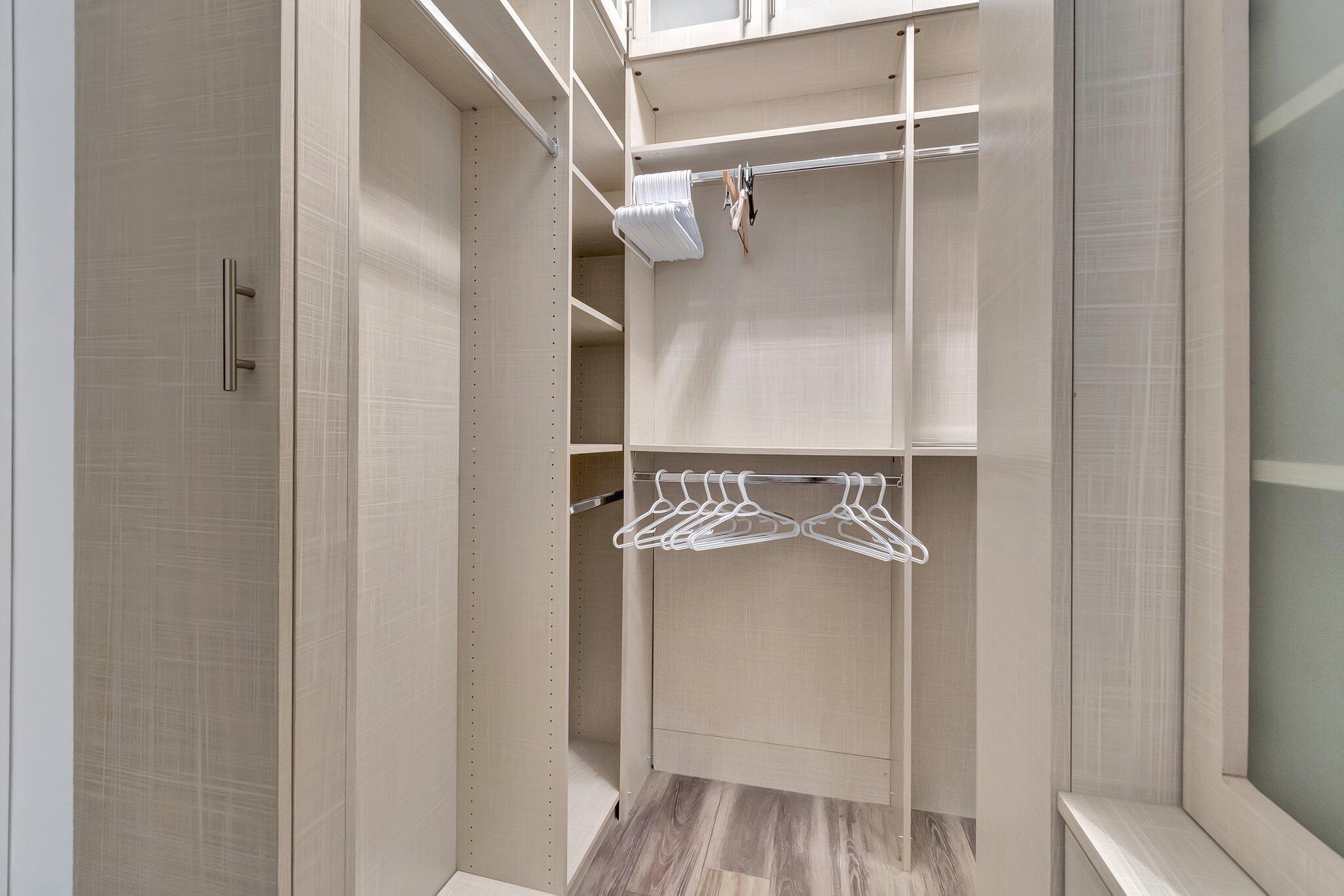 623 Windward Circle S