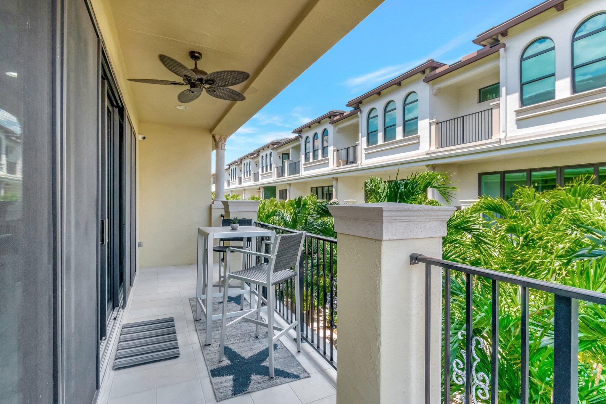 623 Windward Circle S