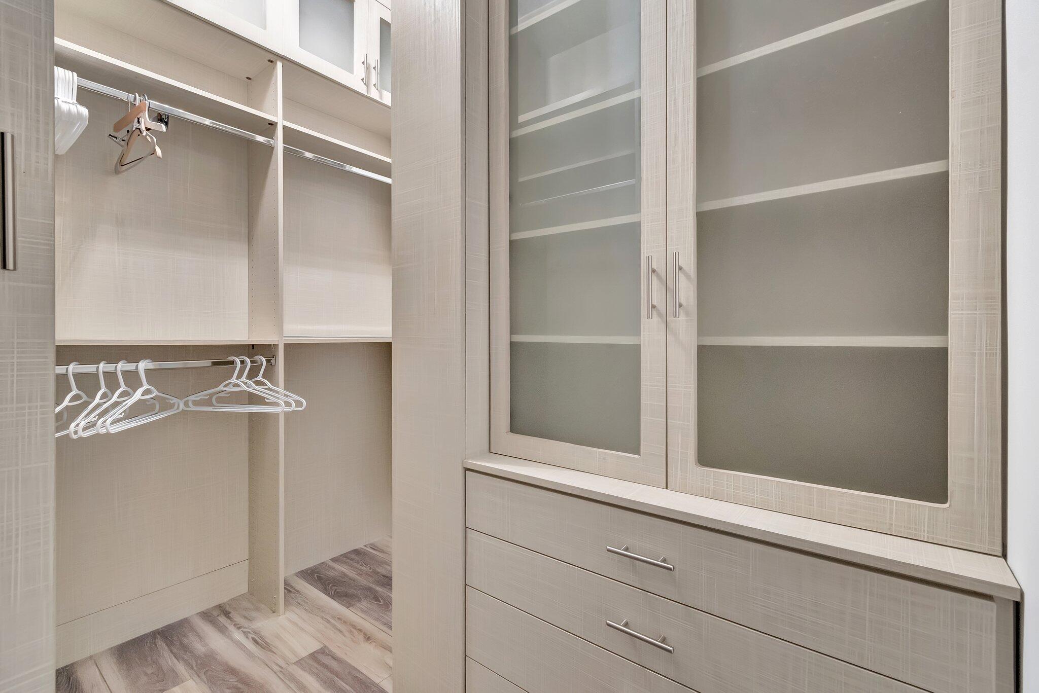 623 Windward Circle S