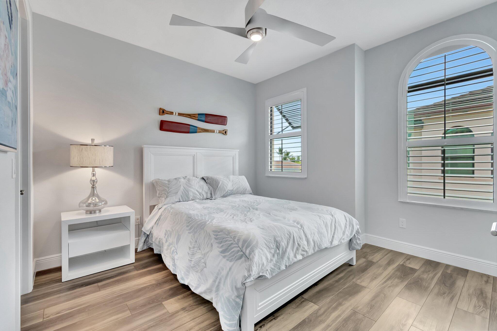 623 Windward Circle S