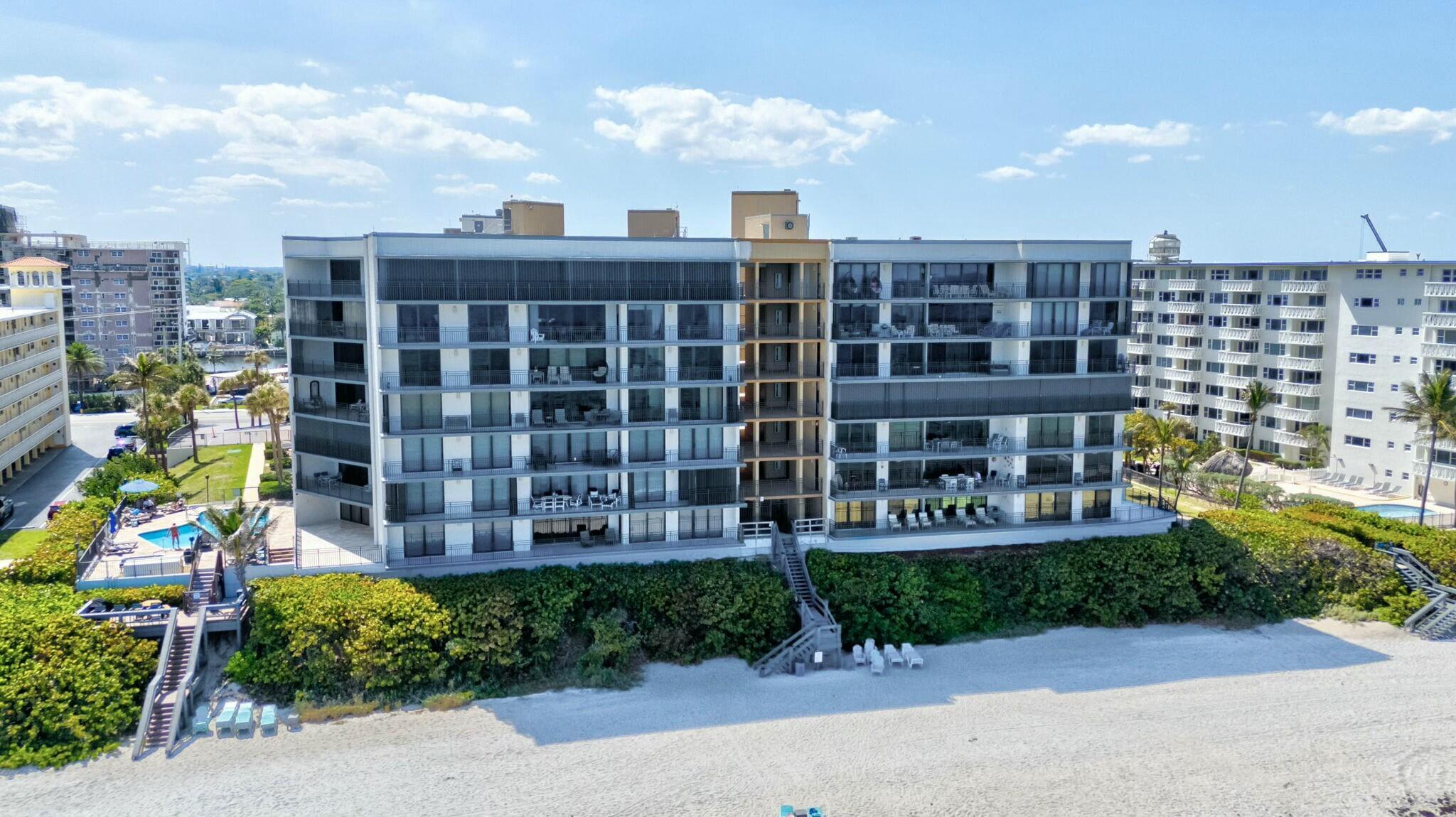 1167 Hillsboro Mile 405