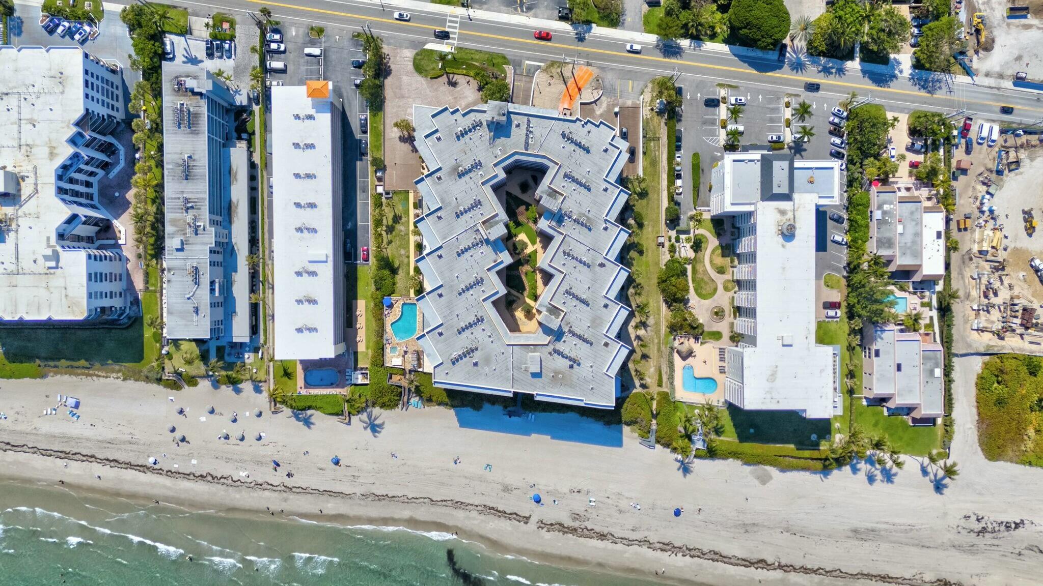 1167 Hillsboro Mile 405