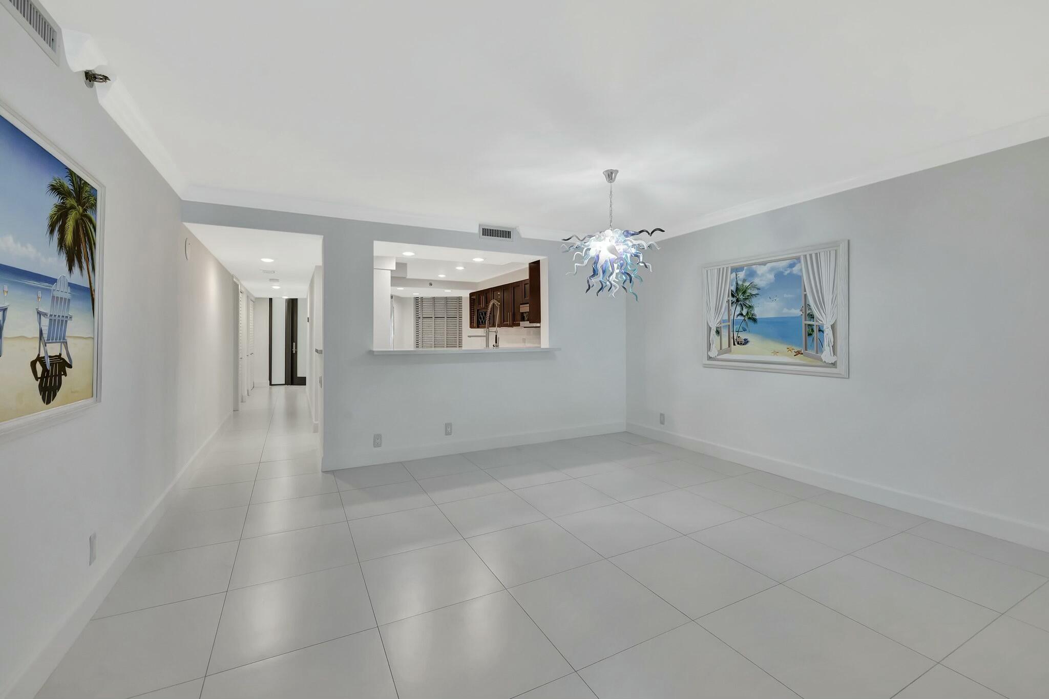 1167 Hillsboro Mile 405