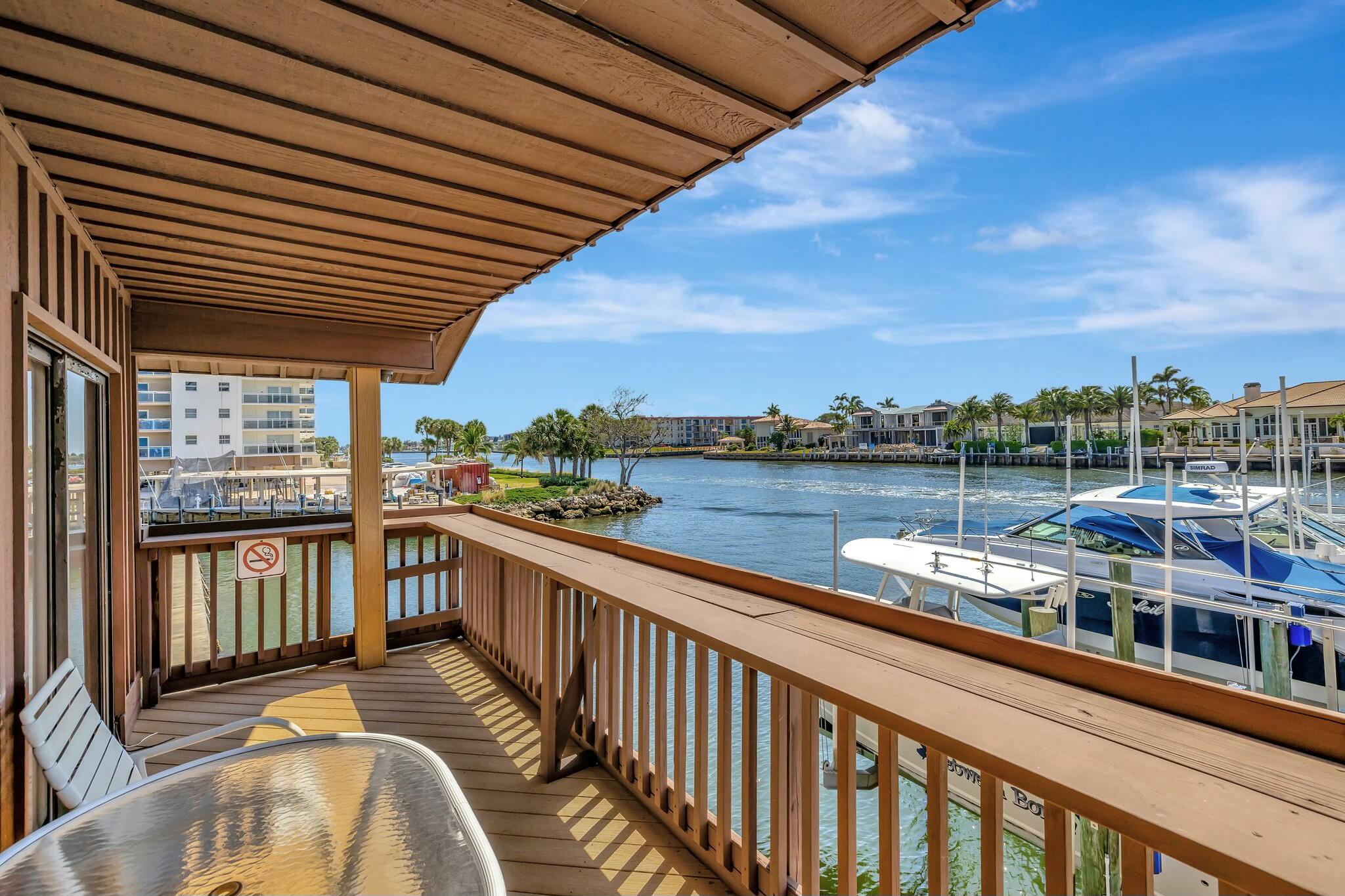 1167 Hillsboro Mile 405