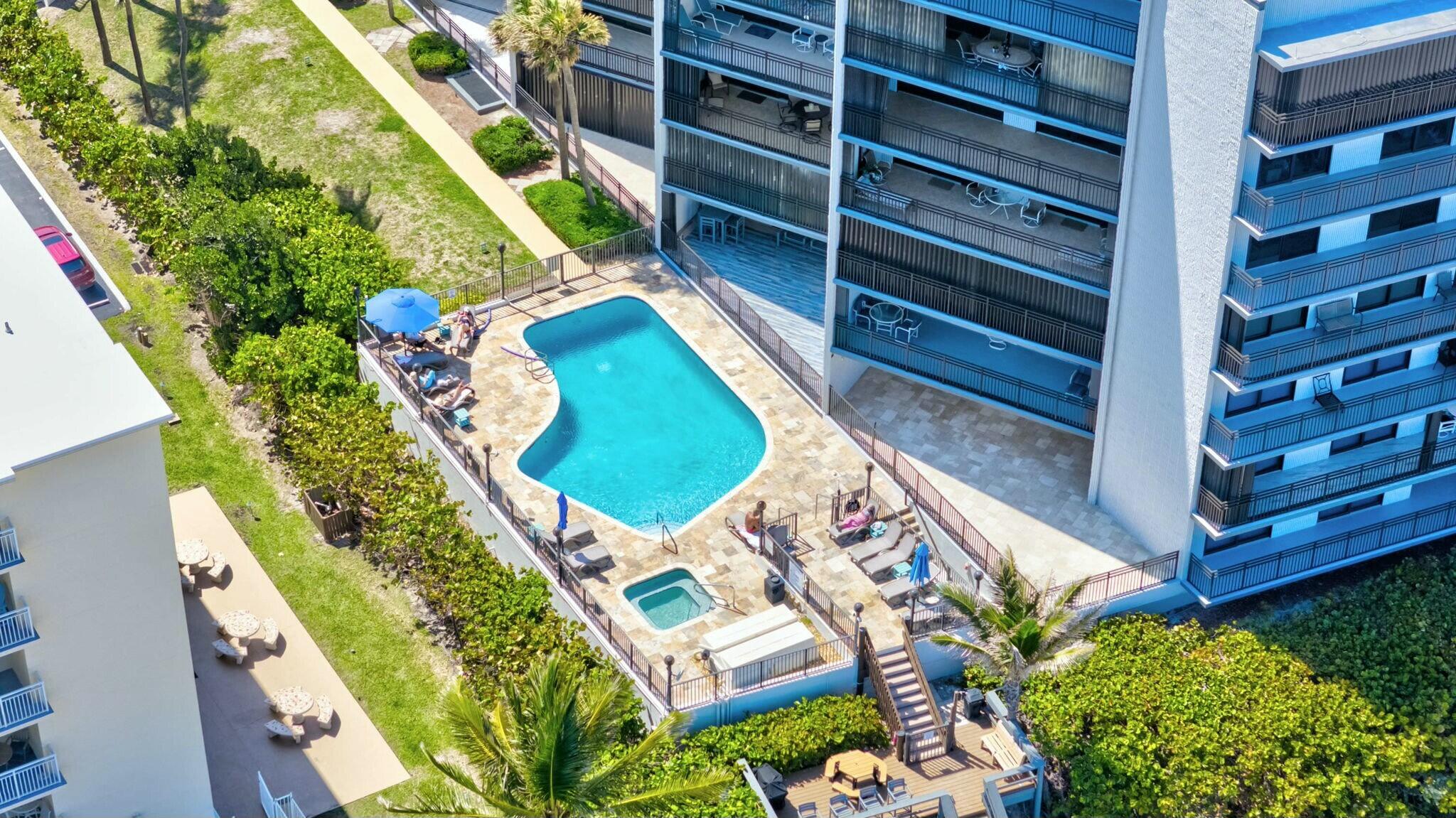 1167 Hillsboro Mile 405