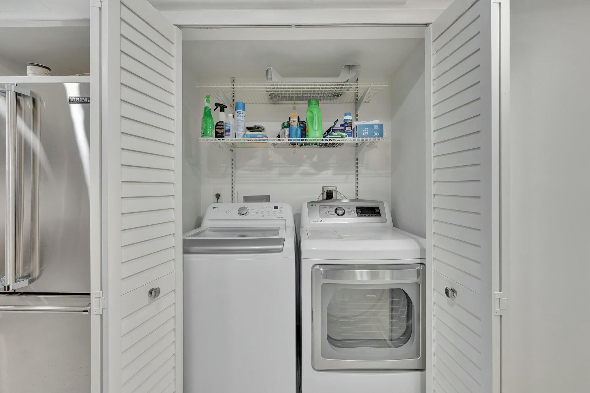 1167 Hillsboro Mile 405