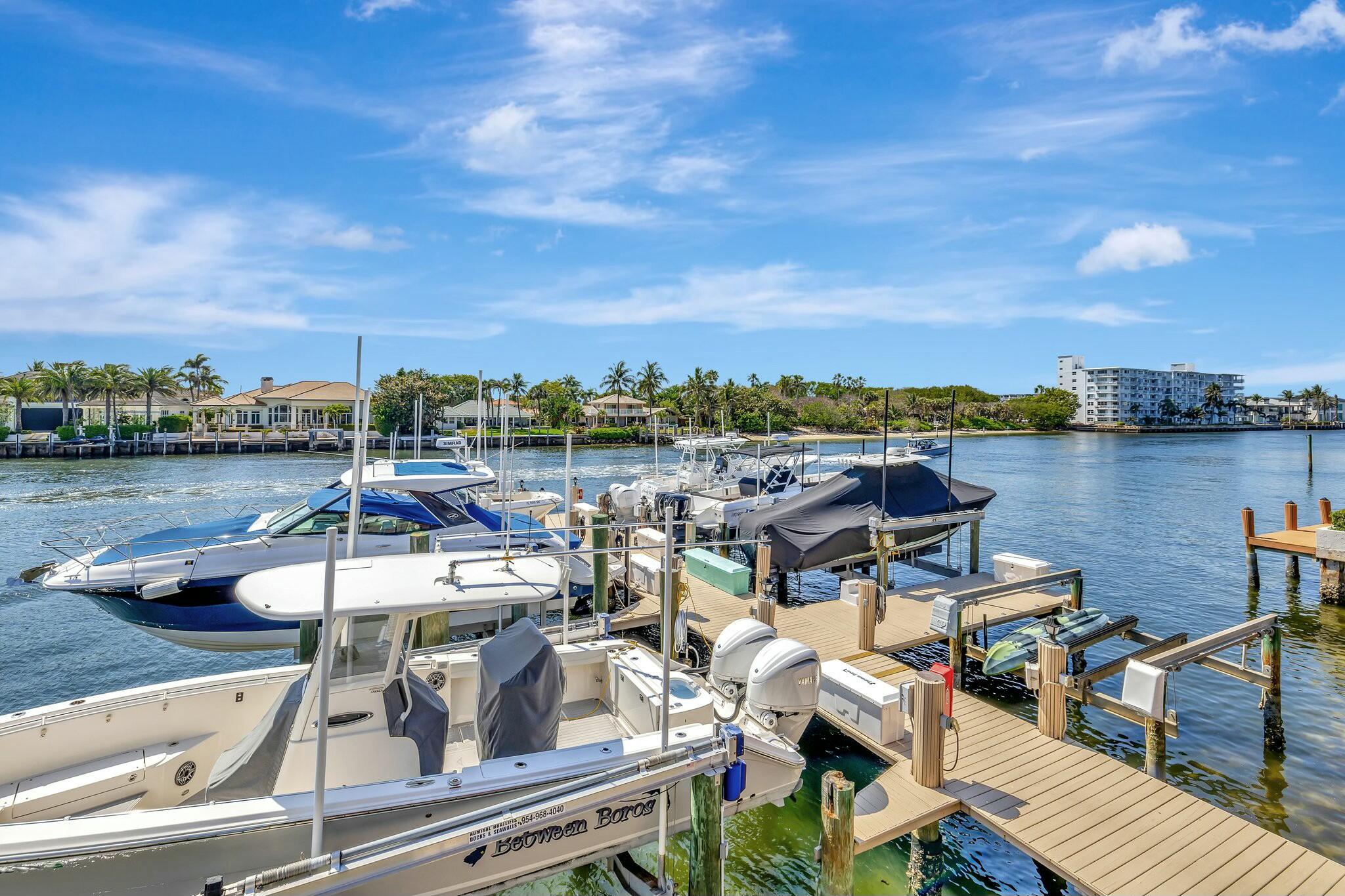 1167 Hillsboro Mile 405