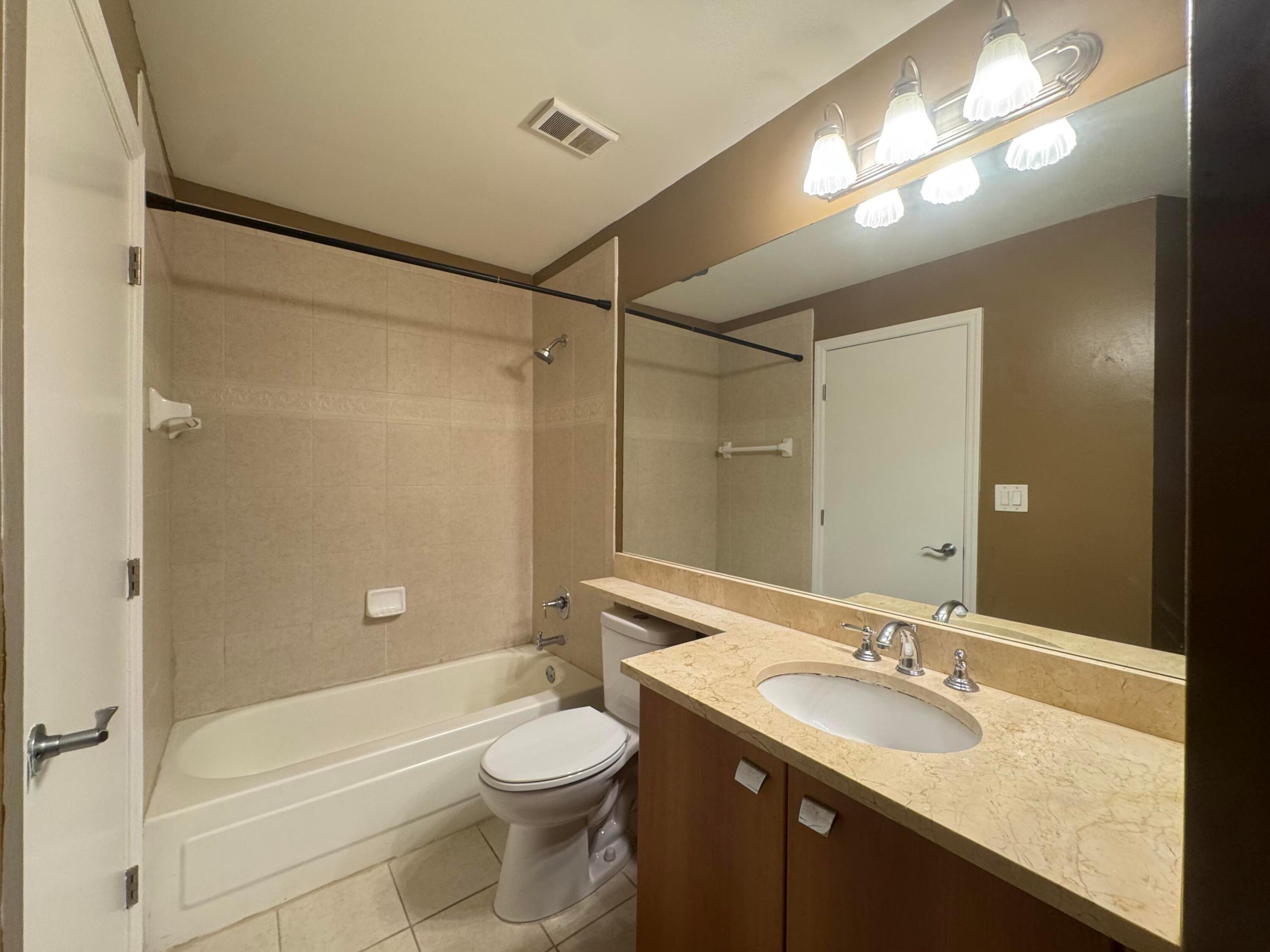 1165 Crystal Way L