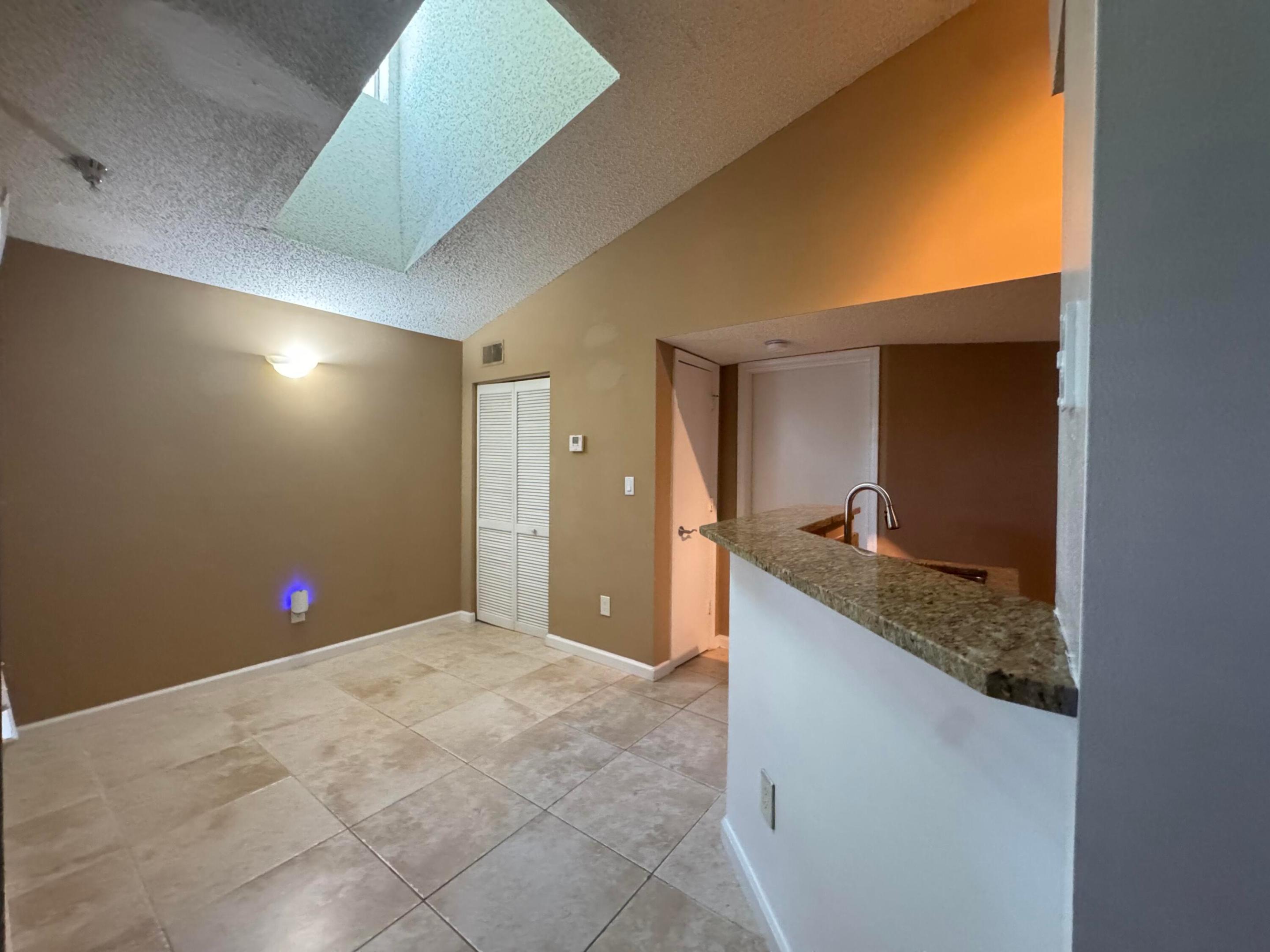 1165 Crystal Way L